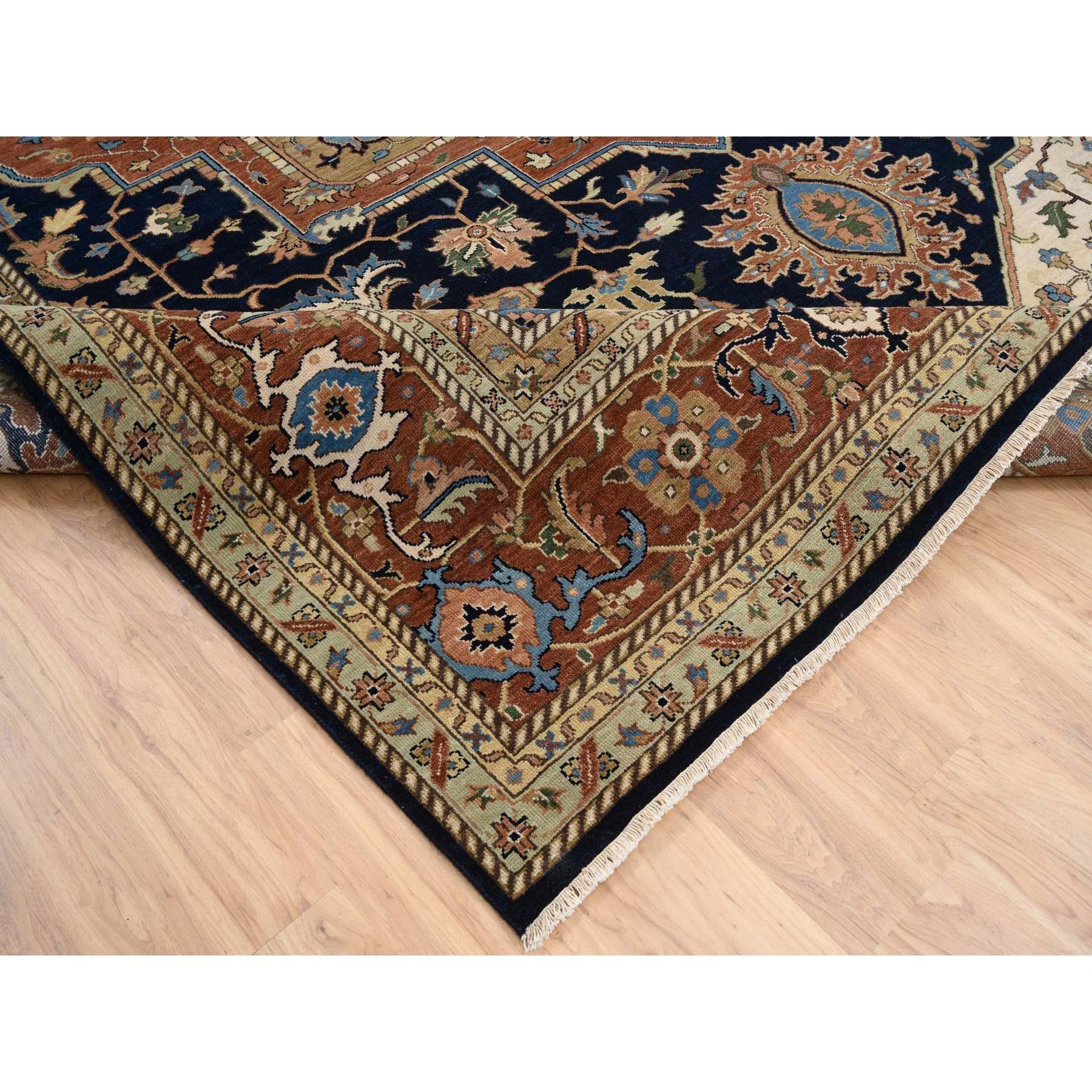 Mitternachtsblauer, handgeknüpfter, übergroßer orientalischer Heriz-Teppich aus reiner Wolle 12'0