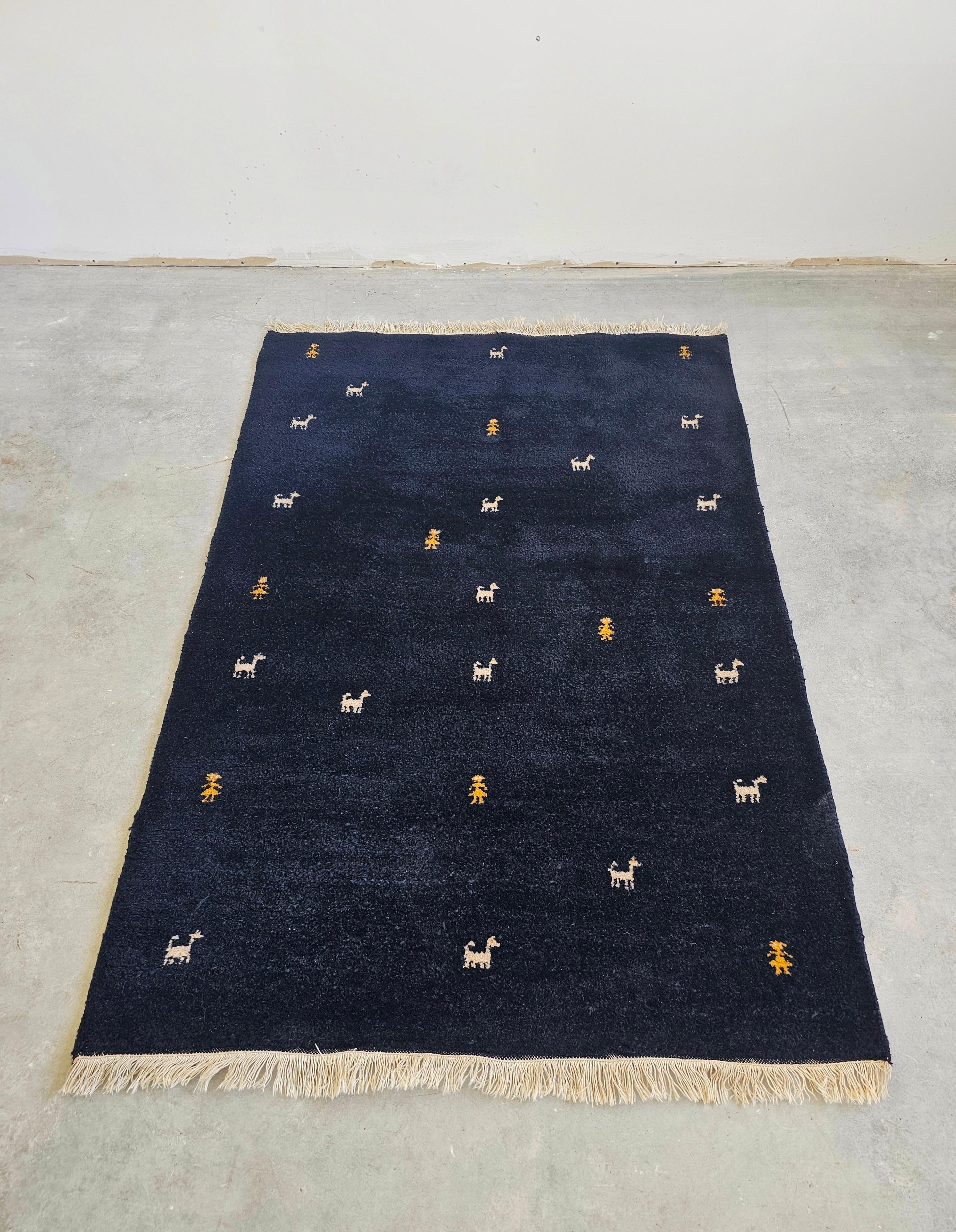 Mitternachtsblauer (fast schwarzer) handgeknüpfter minimalistischer persischer Gabbeh-Teppich (Stammeskunst) im Angebot