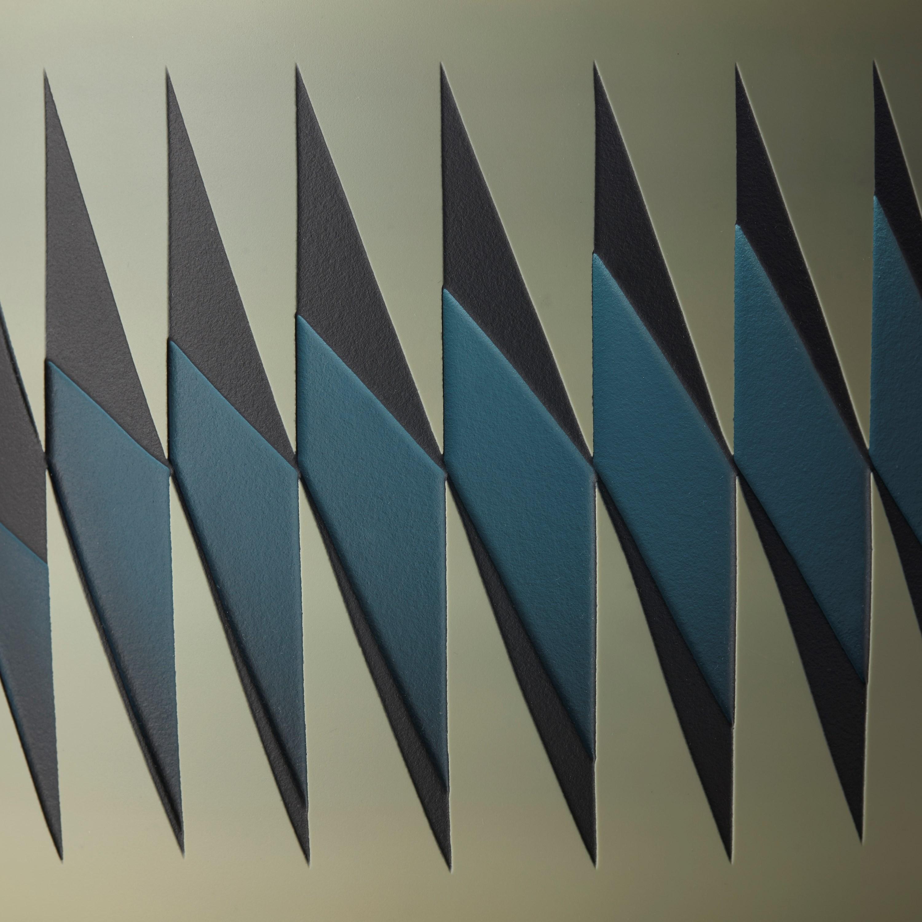 Contemporary Midnight Blues, a khaki & dark blue graphic glass centrepiece by Sarah Wiberley For Sale