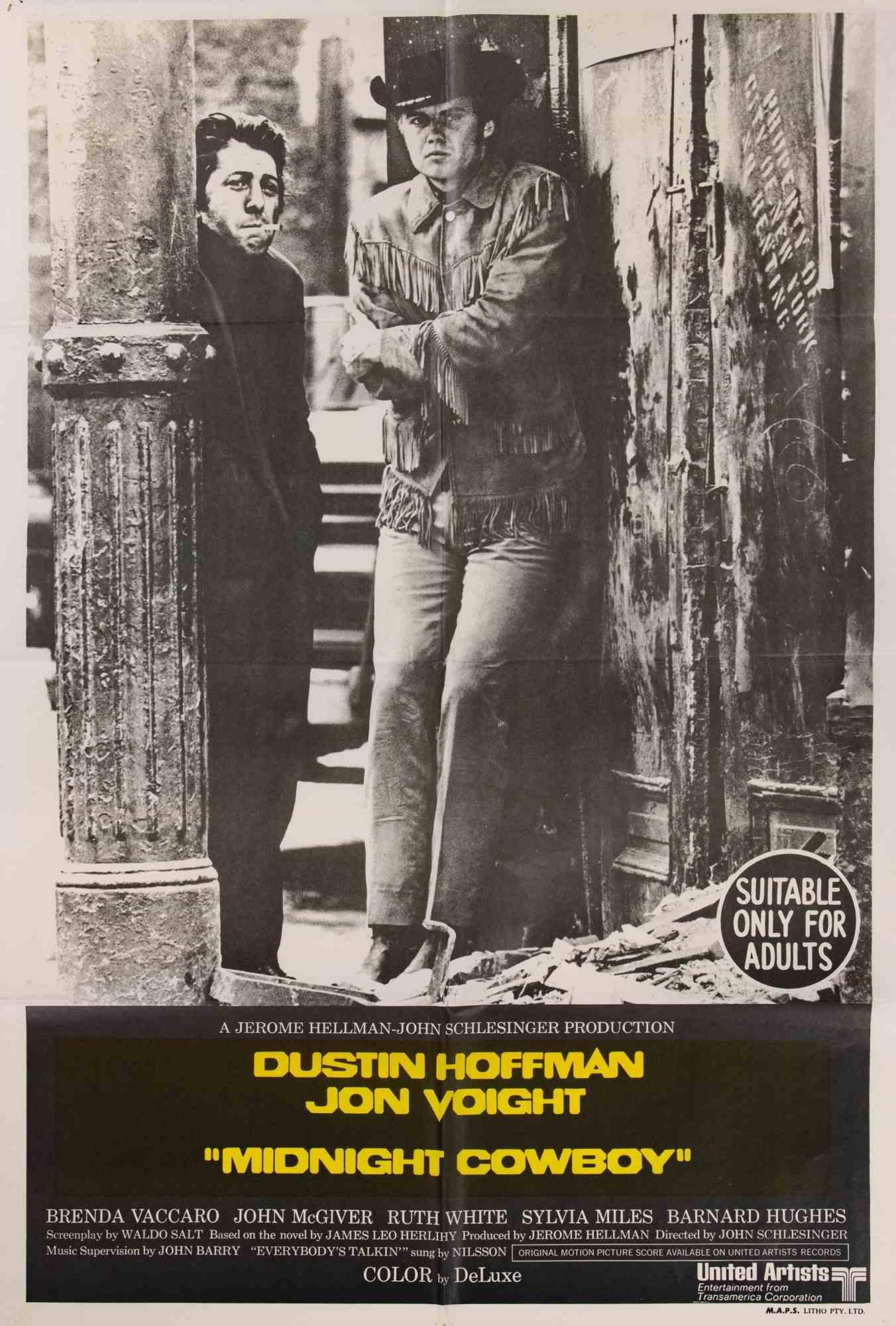 Poster d'epoca

Foglio unico australiano (27 × 40 pollici), M.A.P.M. Litho Pty.
Diretto da John Schlesinger, con Dustin Hoffman e Jon Voight. Foto in bianco e nero dei due protagonisti in un'ambientazione di strada a New York, con etichetta di