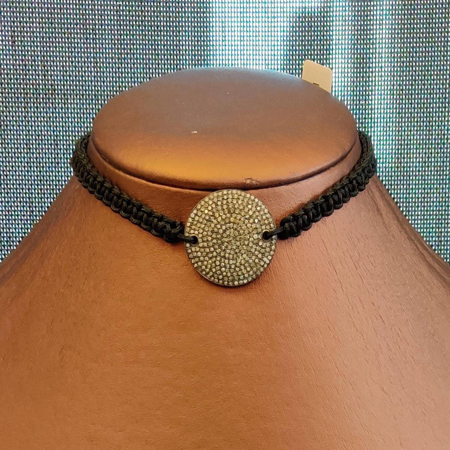 Midnight Moon Pave Diamant-Halskette (Art nouveau) im Angebot
