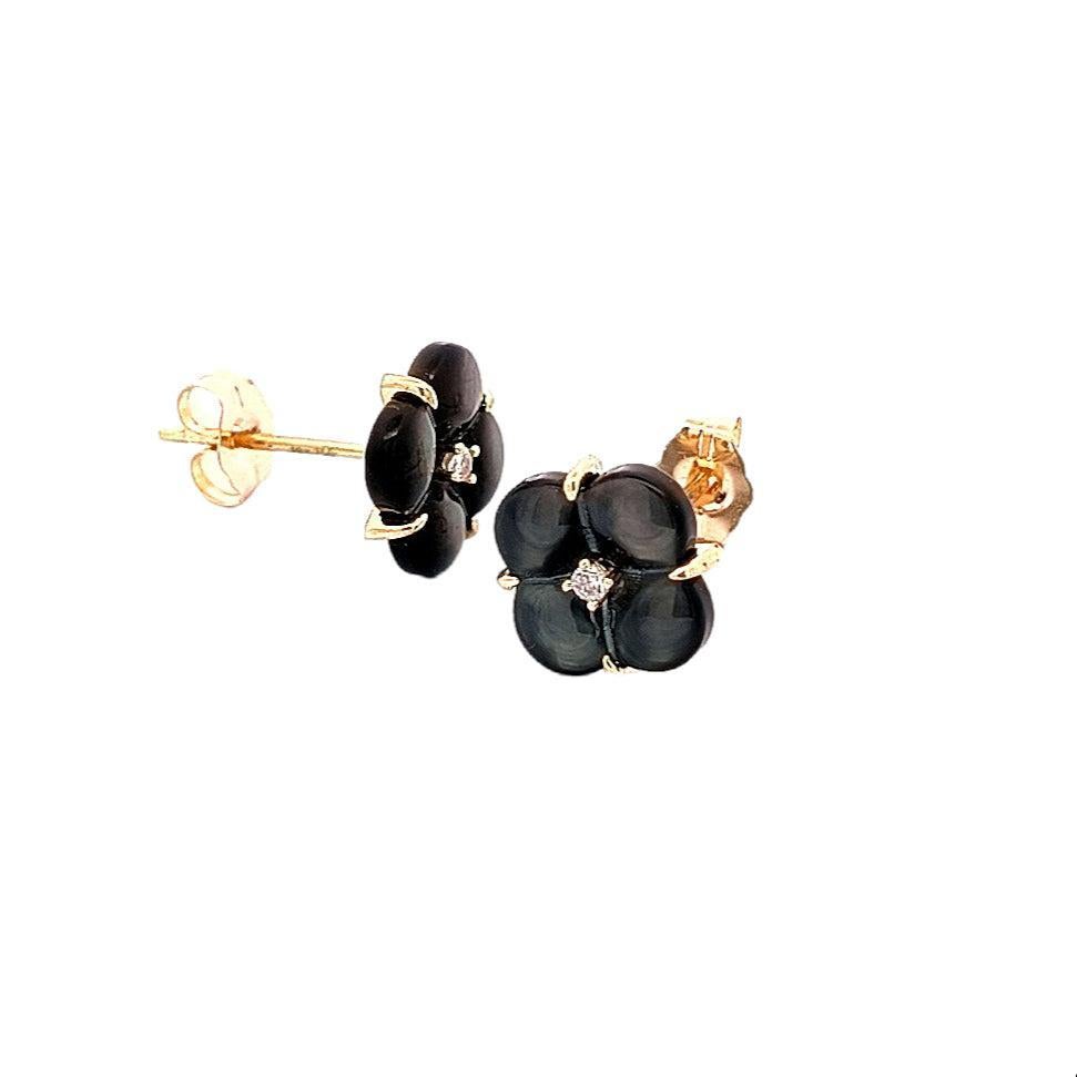 Modern Midnight Mother Of Pearl Clover Natural Diamond Earring 18K Gold For Sale