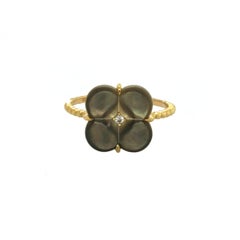 Midnight Mother Of Pearl Clover Natural Diamond Ring 18K Yellow Gold