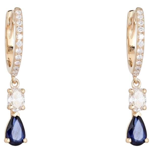 Orecchini a goccia in oro 14K con pietra bianca e zaffiro di mezzanotte in vendita