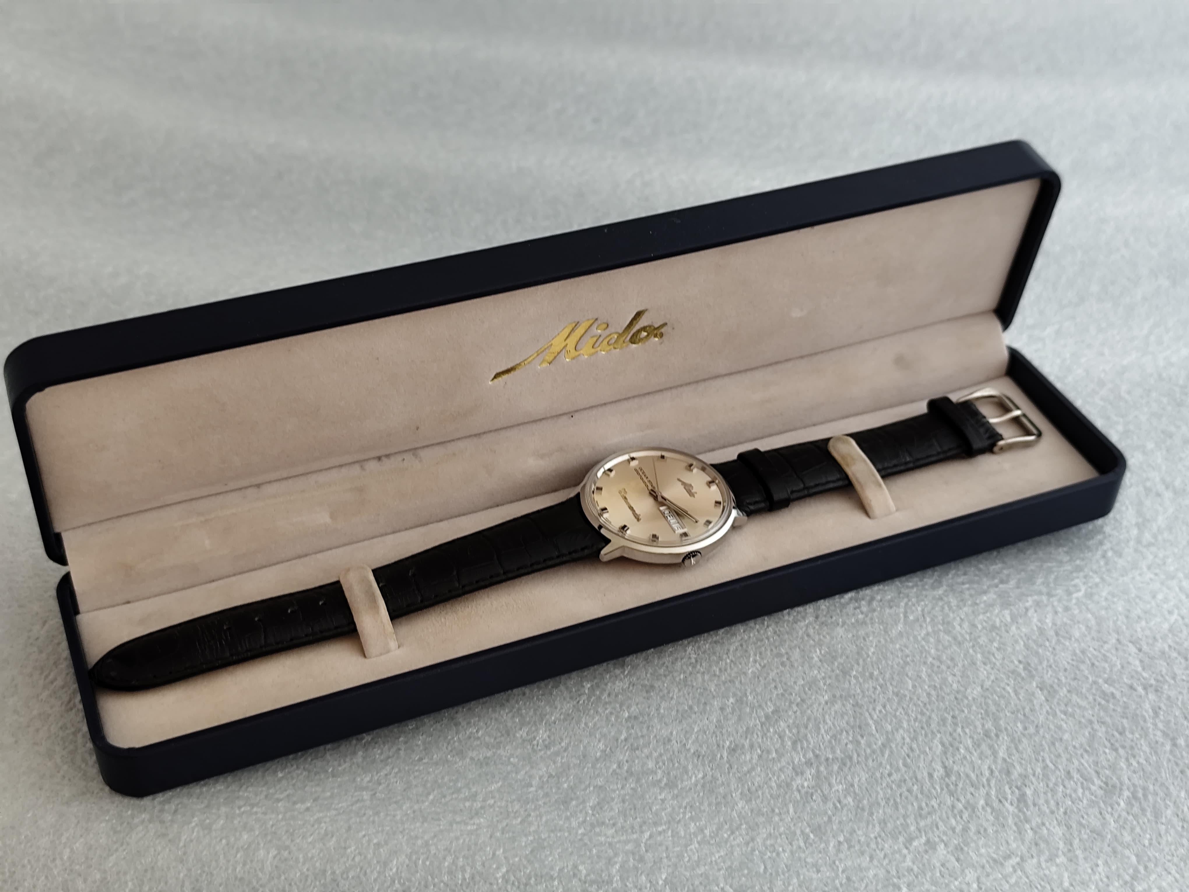 Mido Commander Ocean Star Commander Datoday 8419 Orologio Automatico Con Scatola Originale in vendita 3