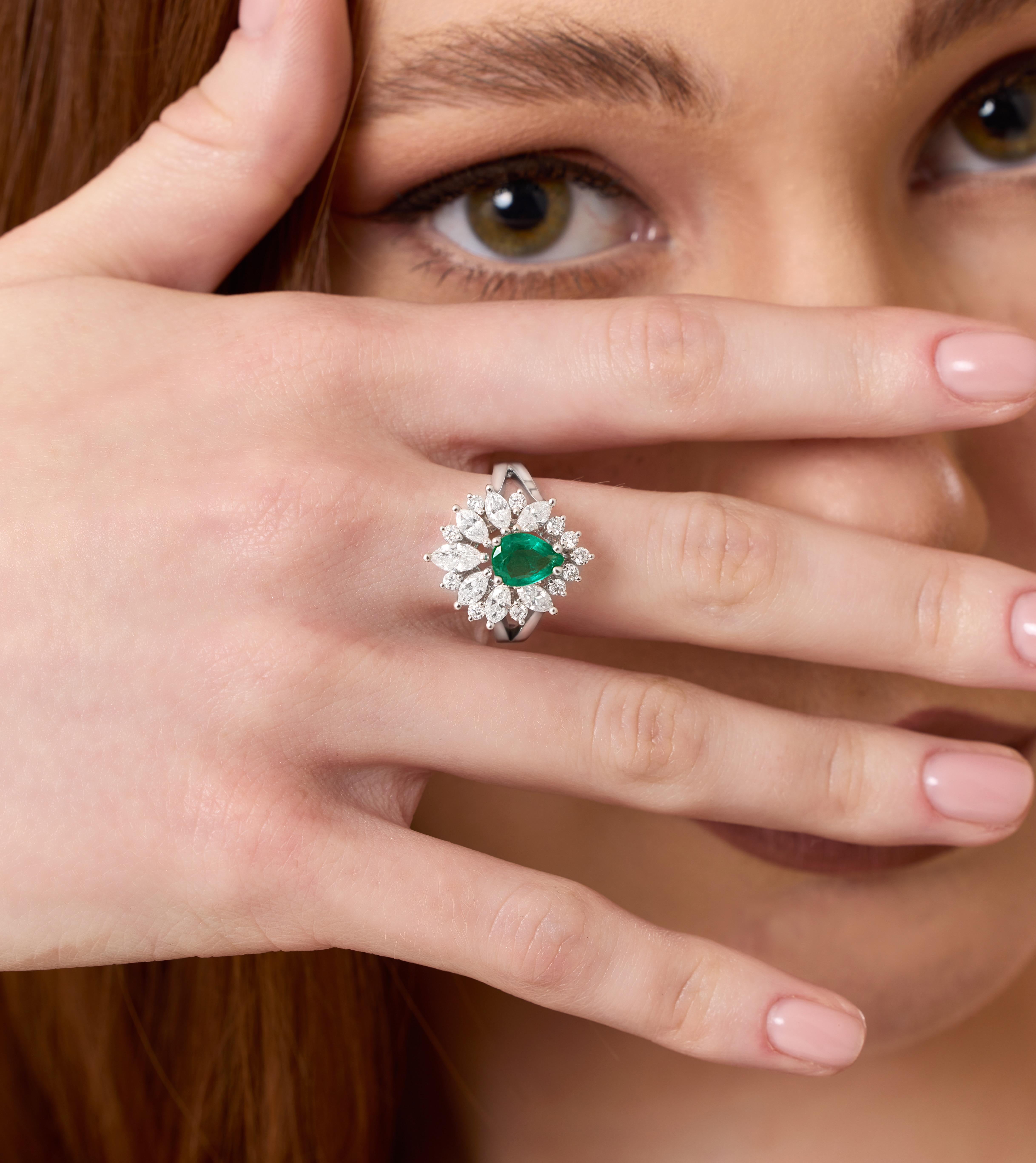 in vendita:  Midori - Anello con smeraldo e diamante da 3,60 carati in oro massiccio 6