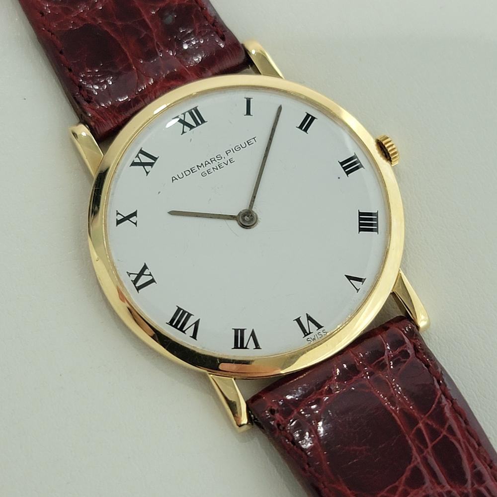 Midsize Audemars Piguet Geneve 18K Gold 32mm Manual Wind Dress Watch 1950s NA132 In Excellent Condition In Beverly Hills, CA