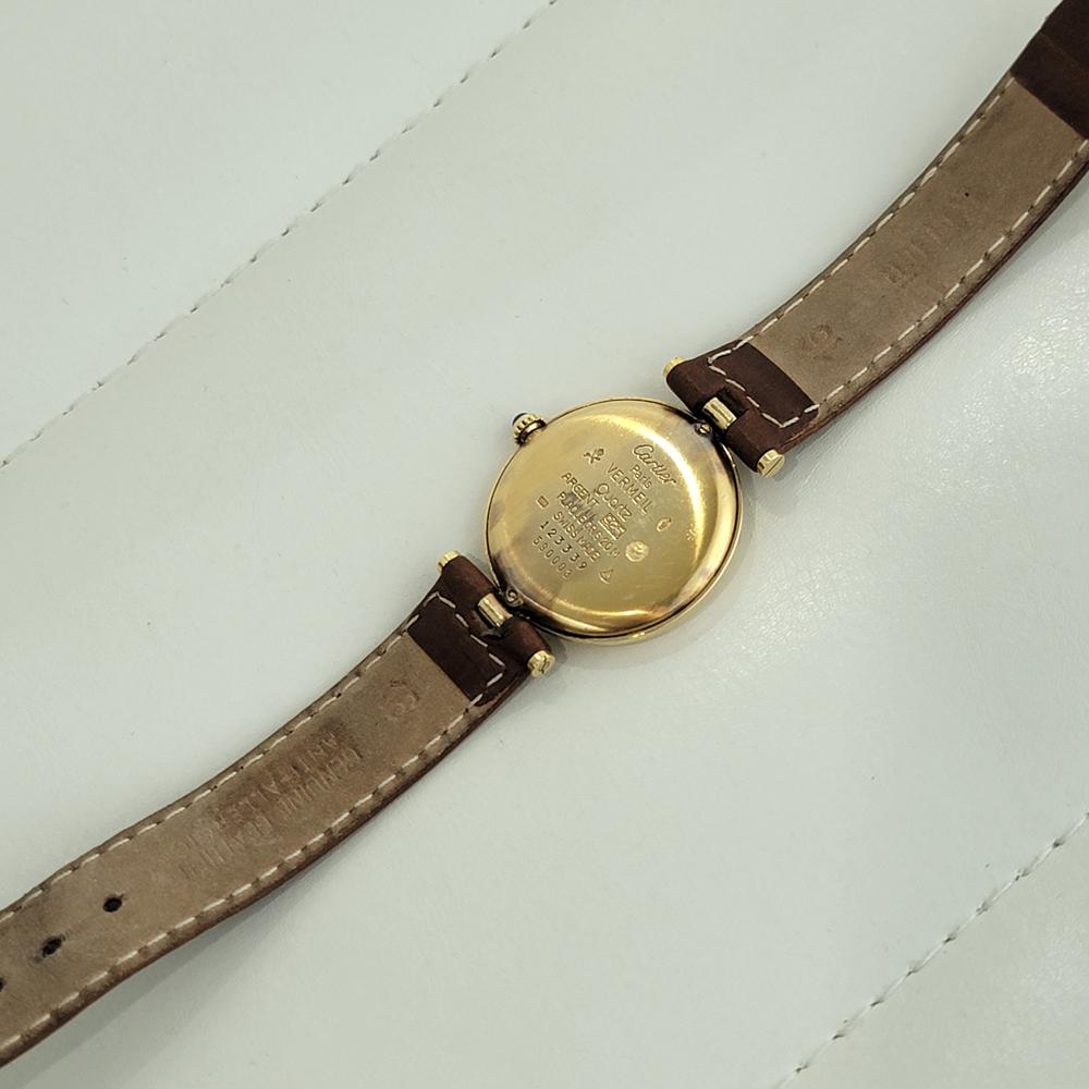 Mittlere Must de Cartier Vemeil Paris 30mm Quarz vergoldete Dress Watch NA135 im Angebot 7