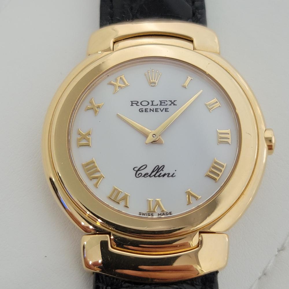 Elegant luxury, Midsize 18k solid gold Rolex Cellini 6622 dress watch, c.1991, all original. Verified authentic by a master watchmaker. Gorgeous Rolex signed dial, applied gold Roman numeral hour markers, gilt minute and hour hands, hands and dial