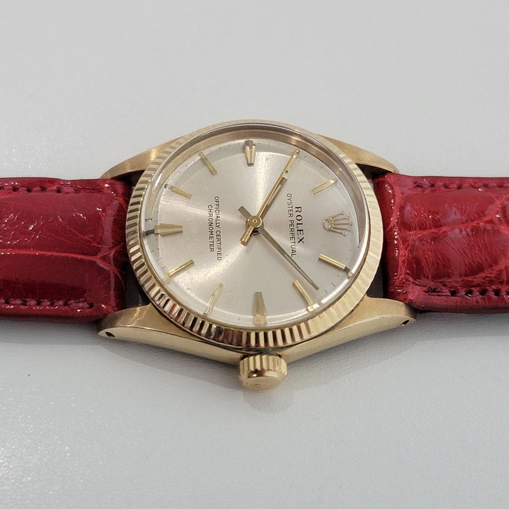 Women's or Men's Midsize Rolex Oyster Perpetual 6551 14k Gold Automatic 1960s Swiss RA276R For Sale