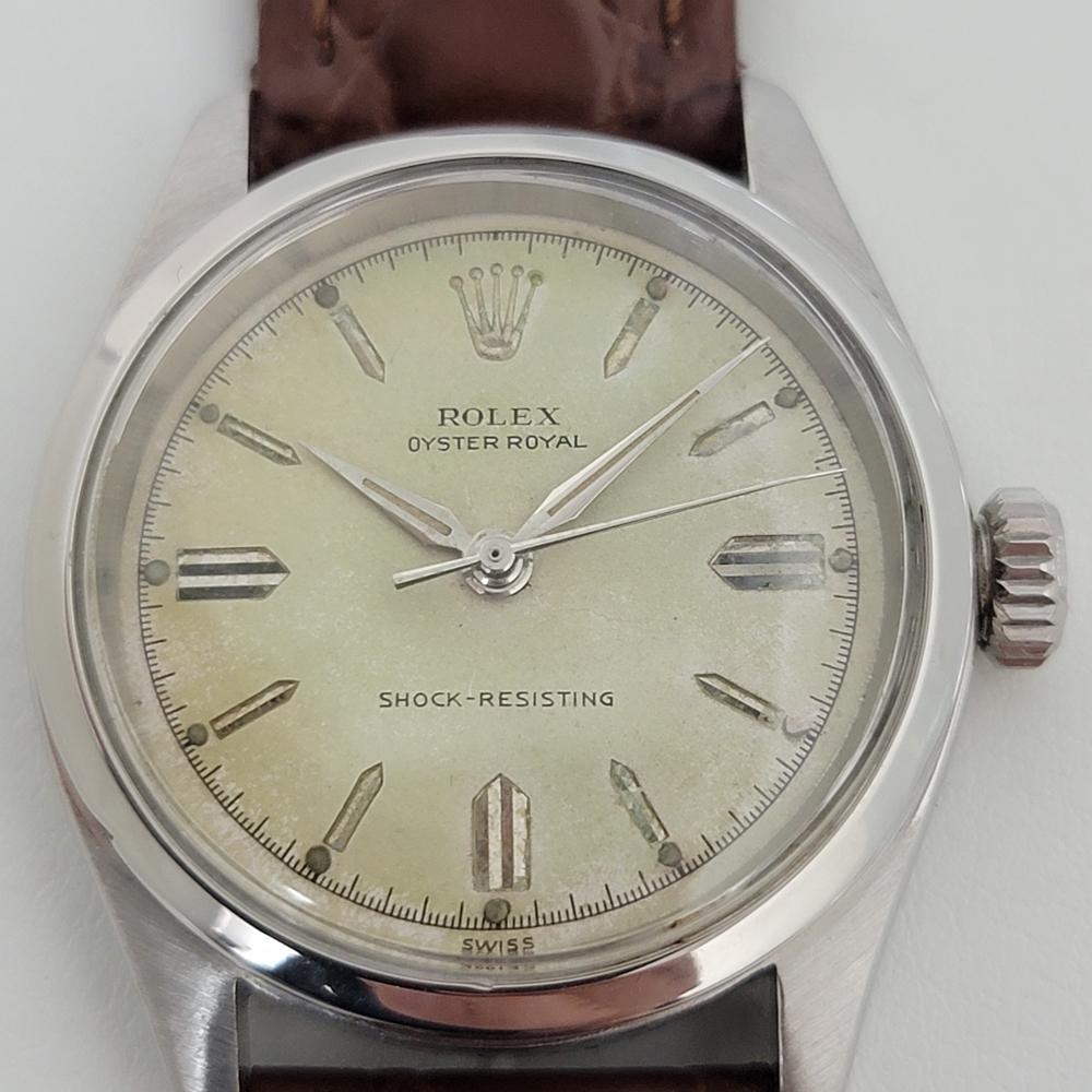 Ikonischer Vintage-Klassiker, mittelgroße Rolex Oyster Royal ref.6244 mit manuellem Aufzug, ca. 1950er Jahre. Von einem Uhrmachermeister für echt befunden. Wunderschönes, originales, signiertes Rolex Vintage-Zifferblatt in Creme, Leuchtindexe,