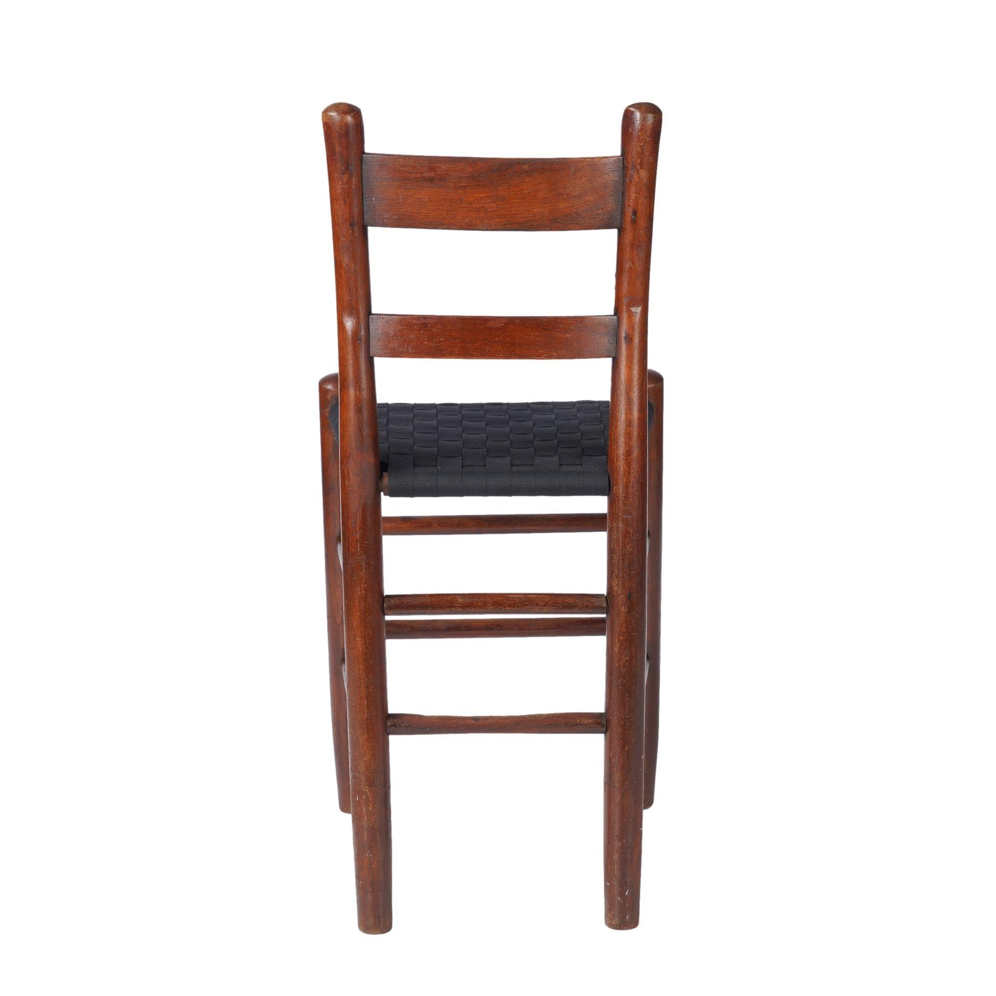 XIX secolo Seggiolone Windsor con schienale a pollice del Midwest, 1875-1900 ca. in vendita