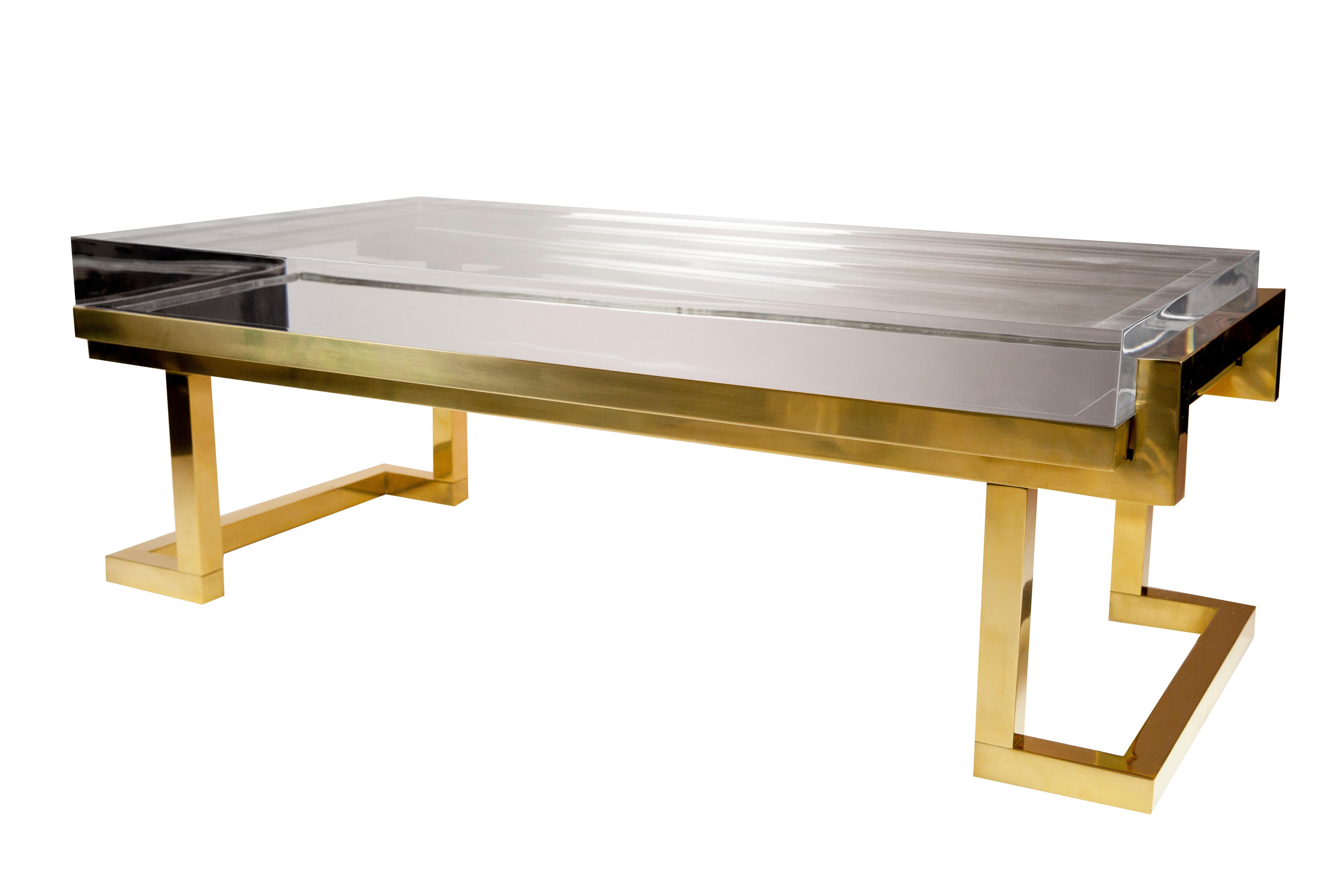 Américain Table basse Mies en laiton naturel en vente
