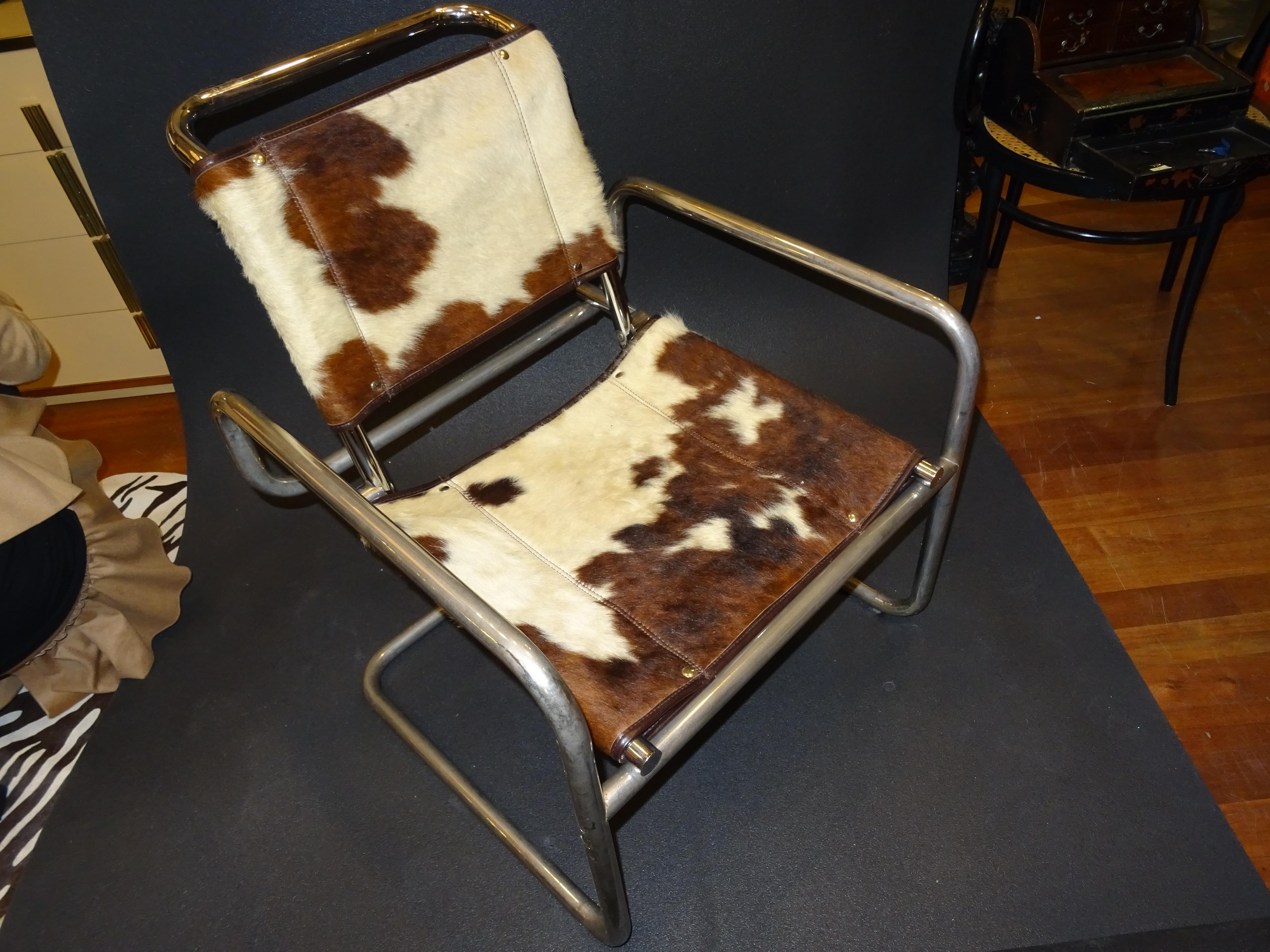 Mies Van Der Rohe 1970s Armchair, Cowhide and Polished Steel In Good Condition In Valladolid, ES