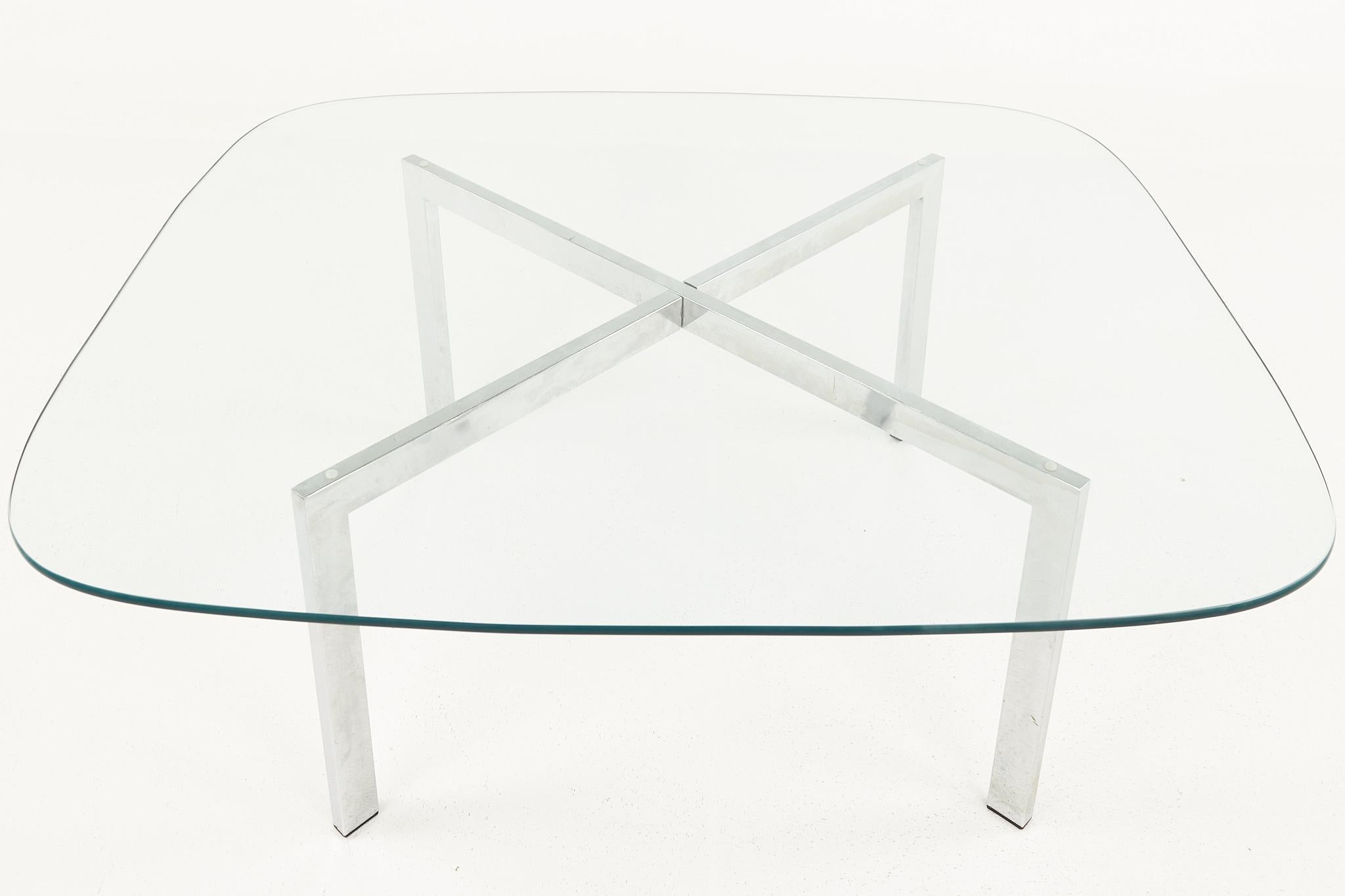 Mies Van Der Rohe Barcelona Style Mid Century Chrome and Glass Coffee Table For Sale 1