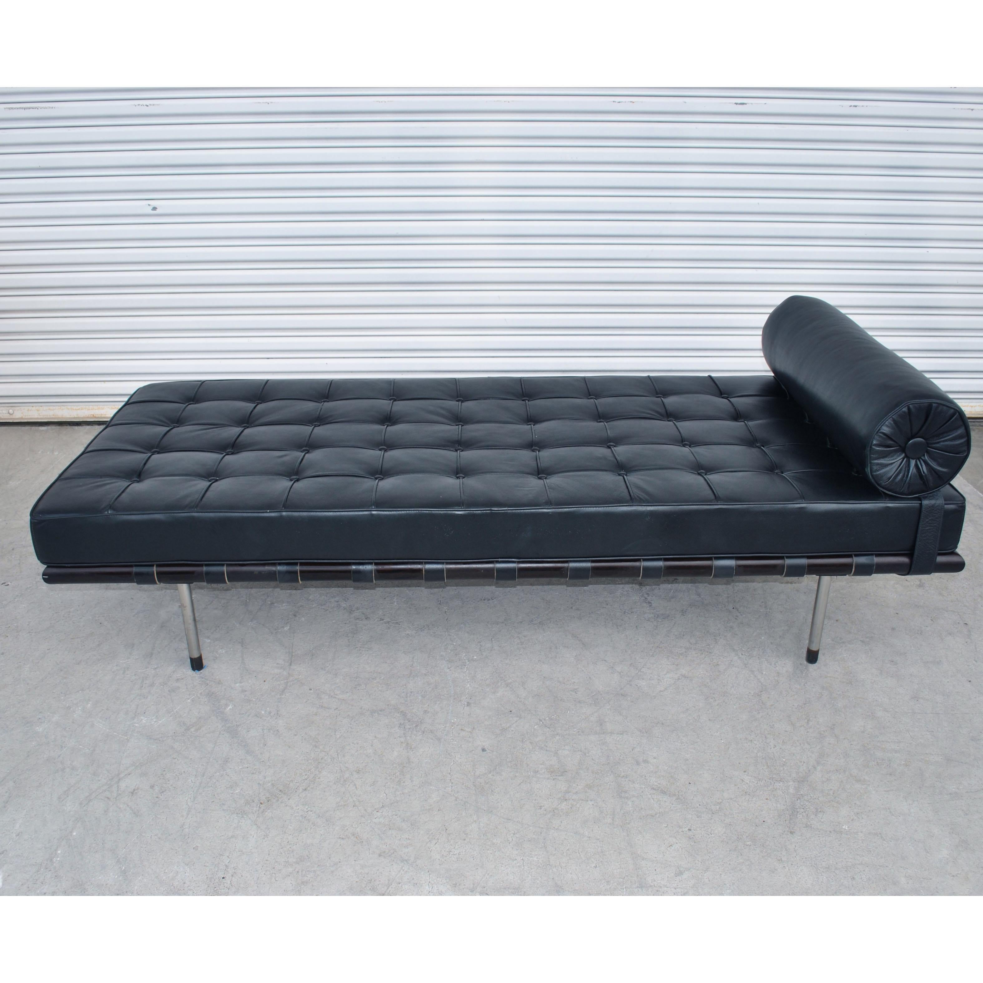 Leather Mies van der Rohe Brazilian Artesian Classic Daybed