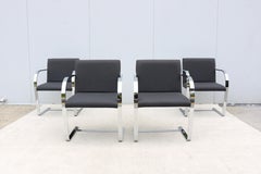 Mies van der Rohe Brno Stühle im Flat-Bar-Stil aus grauer Wolle von Gordon – 4er-Set