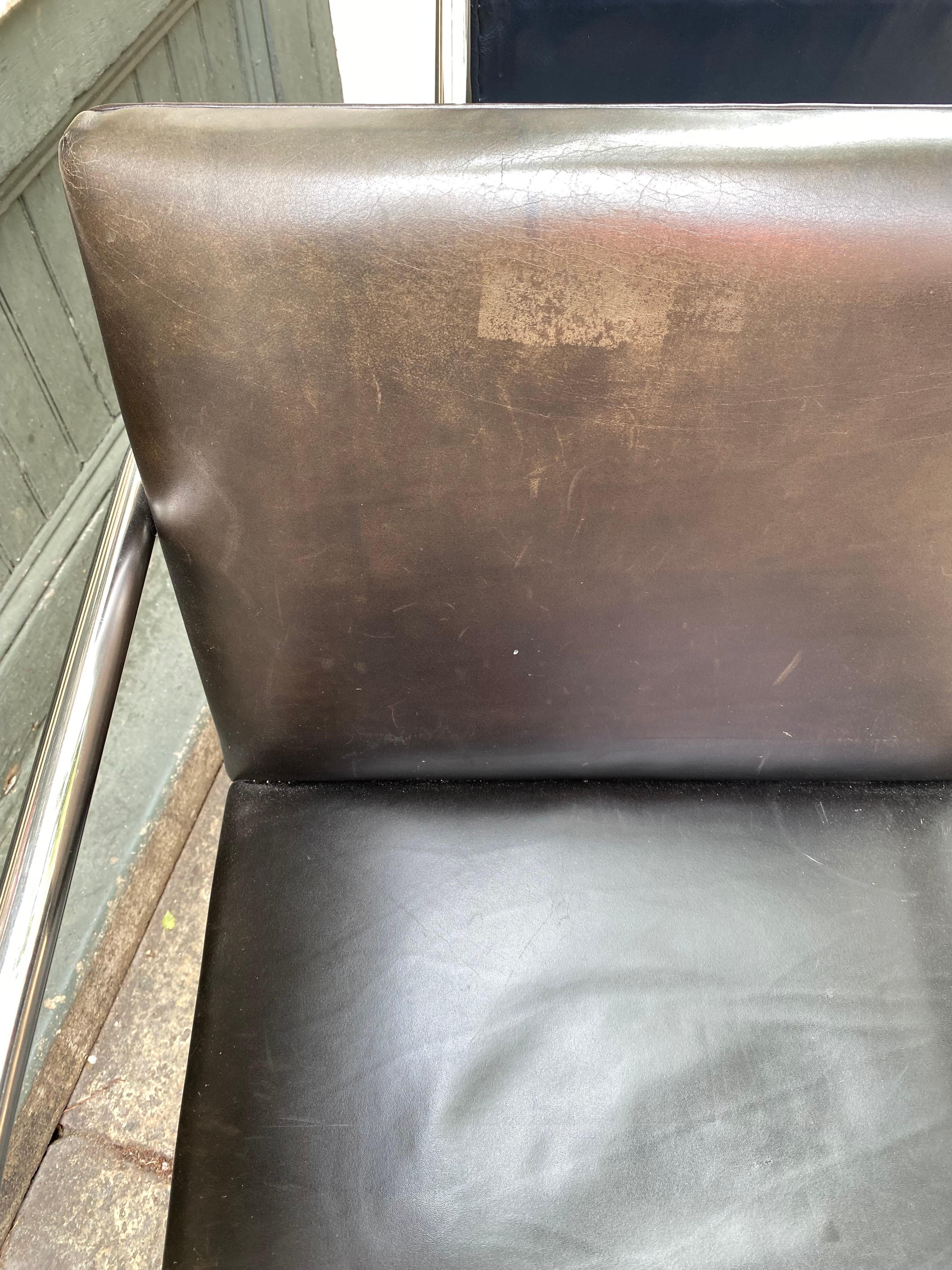 Mies van der Rohe Brünn röhrenförmiger Sessel von Knoll im Zustand „Gut“ im Angebot in Philadelphia, PA