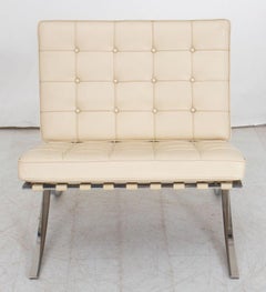 Sedia "Barcelona" di Mies Van der Rohe per Knoll