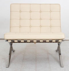 Sedia "Barcelona" di Mies Van der Rohe per Knoll