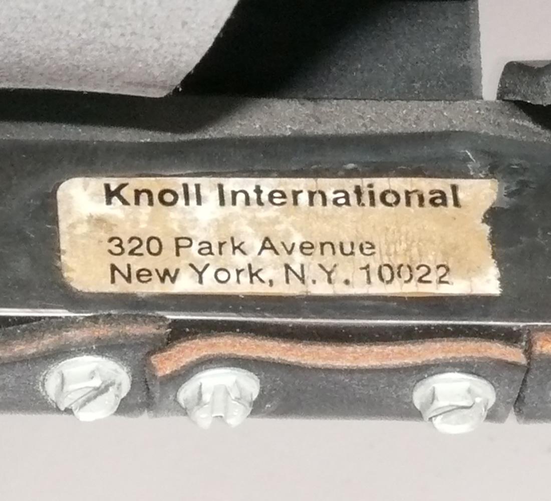 Mies van der Rohe para Knoll Sillas y otomana Barcelona en venta 2