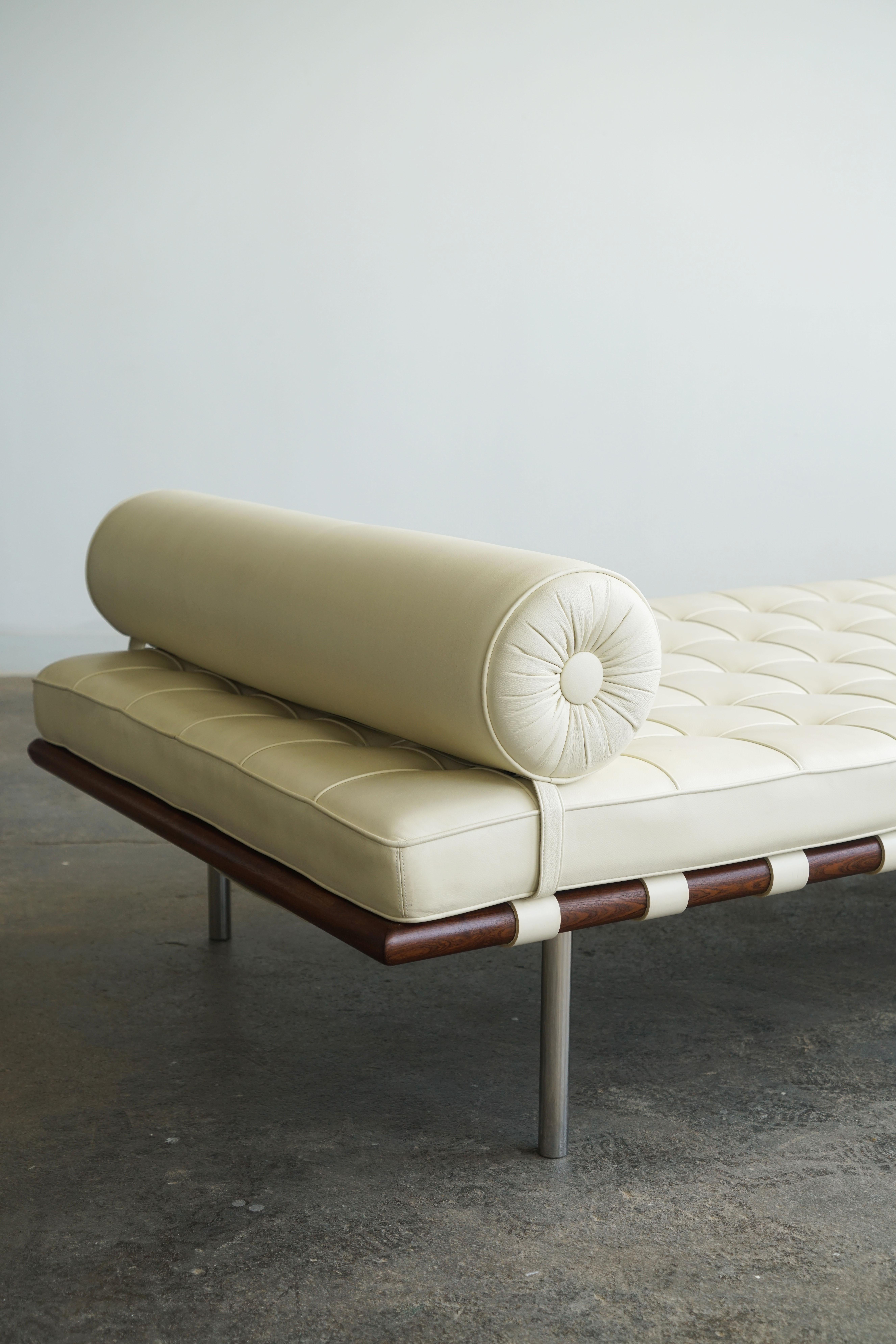 Mies van der Rohe für Knoll Barcelona Couch-Tagesbett aus elfenbeinfarbenem Leder im Angebot 7