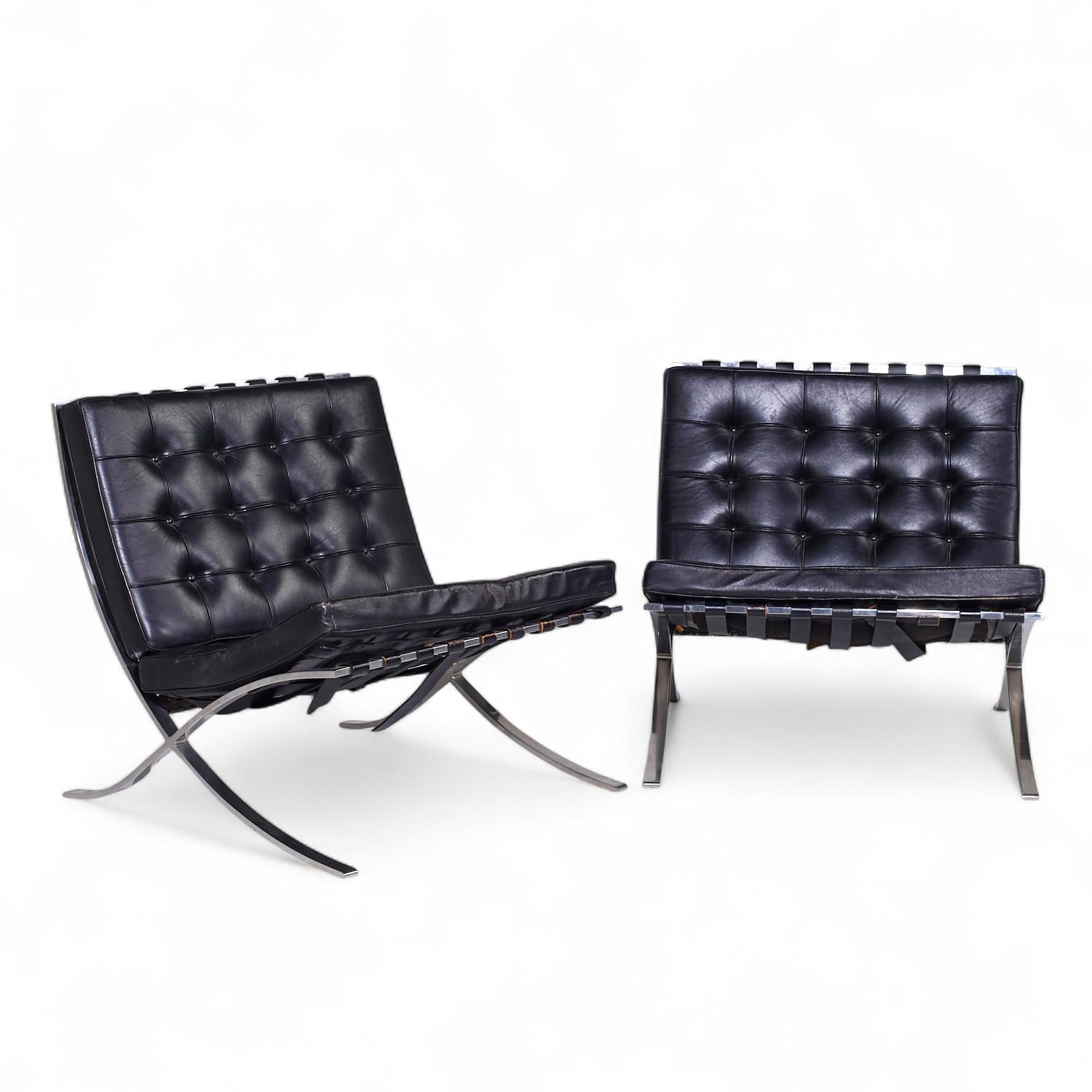 Mies Van Der Rohe for Knoll Barcelona Mid Century Lounge Chairs - Pair

This chair measures: 30 wide x 30 deep x 29.25 high, with a seat height/chair clearance of 17 inches

All pieces of furniture can be had in what we call restored vintage