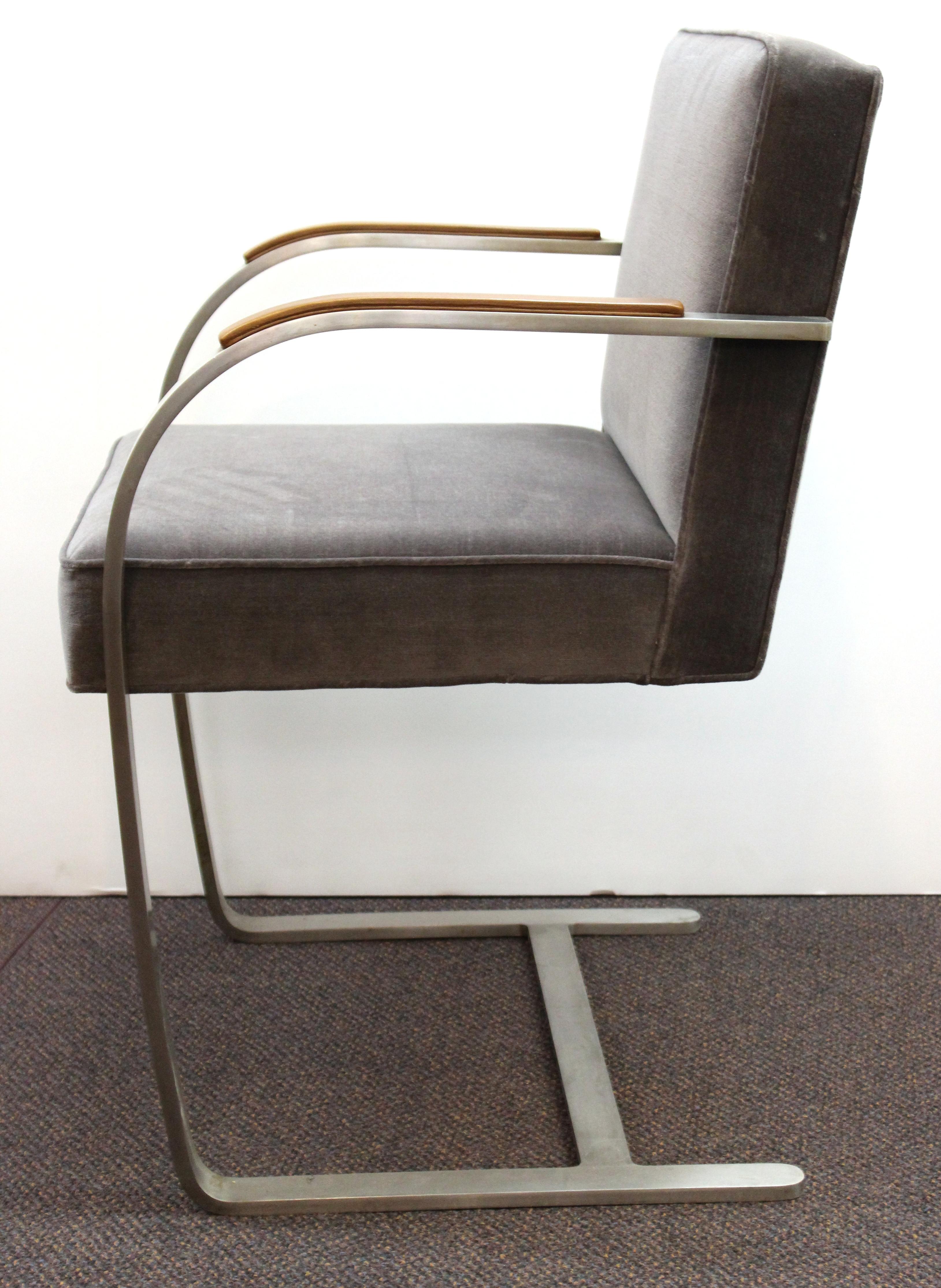 Mies van der Rohe for Knoll Brno Armchairs im Zustand „Gut“ in New York, NY