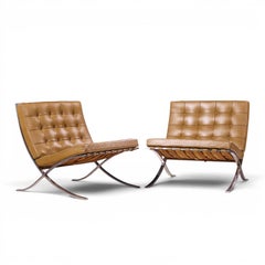 Mies van der Rohe per Knoll: poltrone Barcelona in stile Mid-Century - Coppia