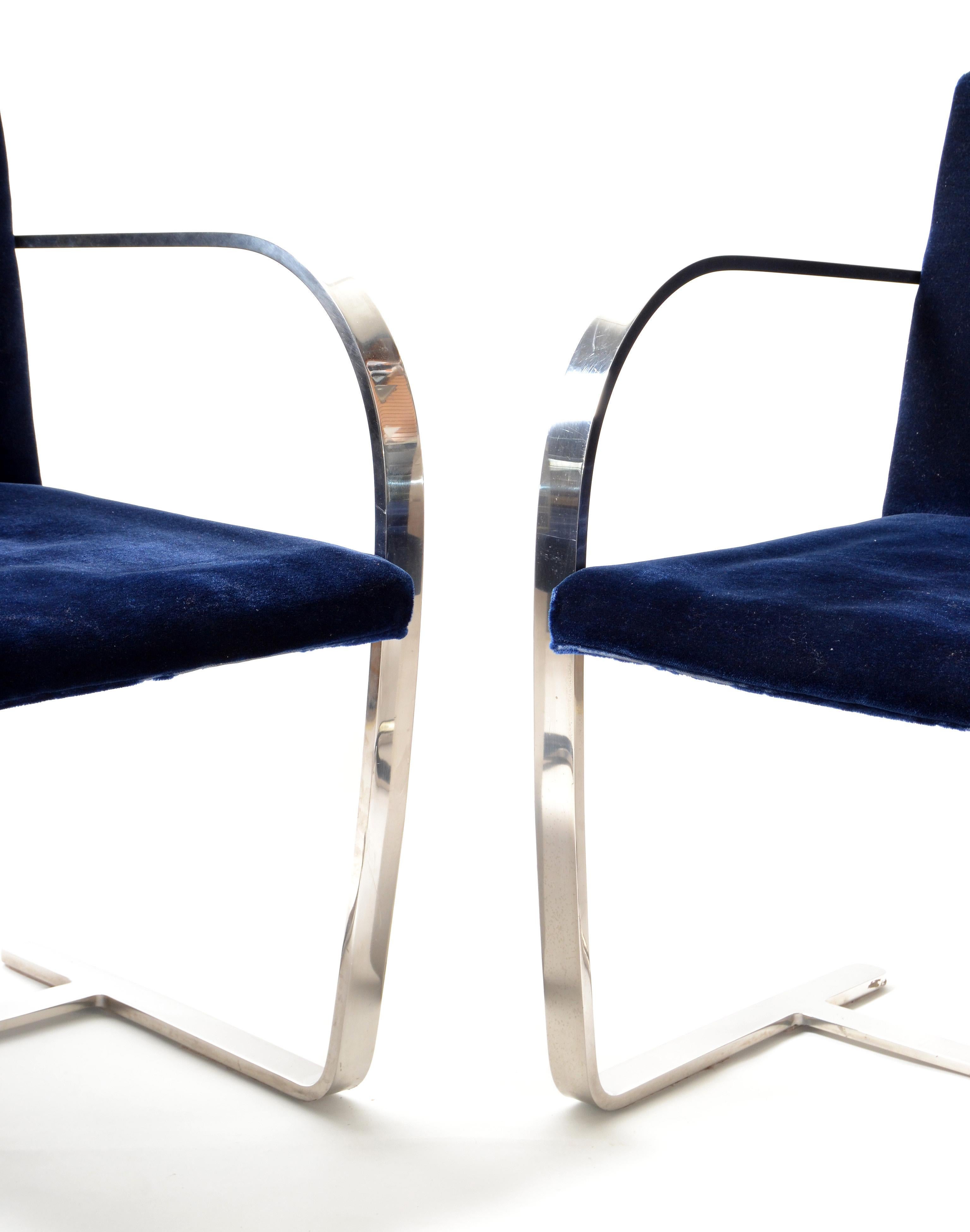 Mies Van Der Rohe For Knoll Stainless Steel Brno Chairs Blue Velvet 1977, Pair   For Sale 2