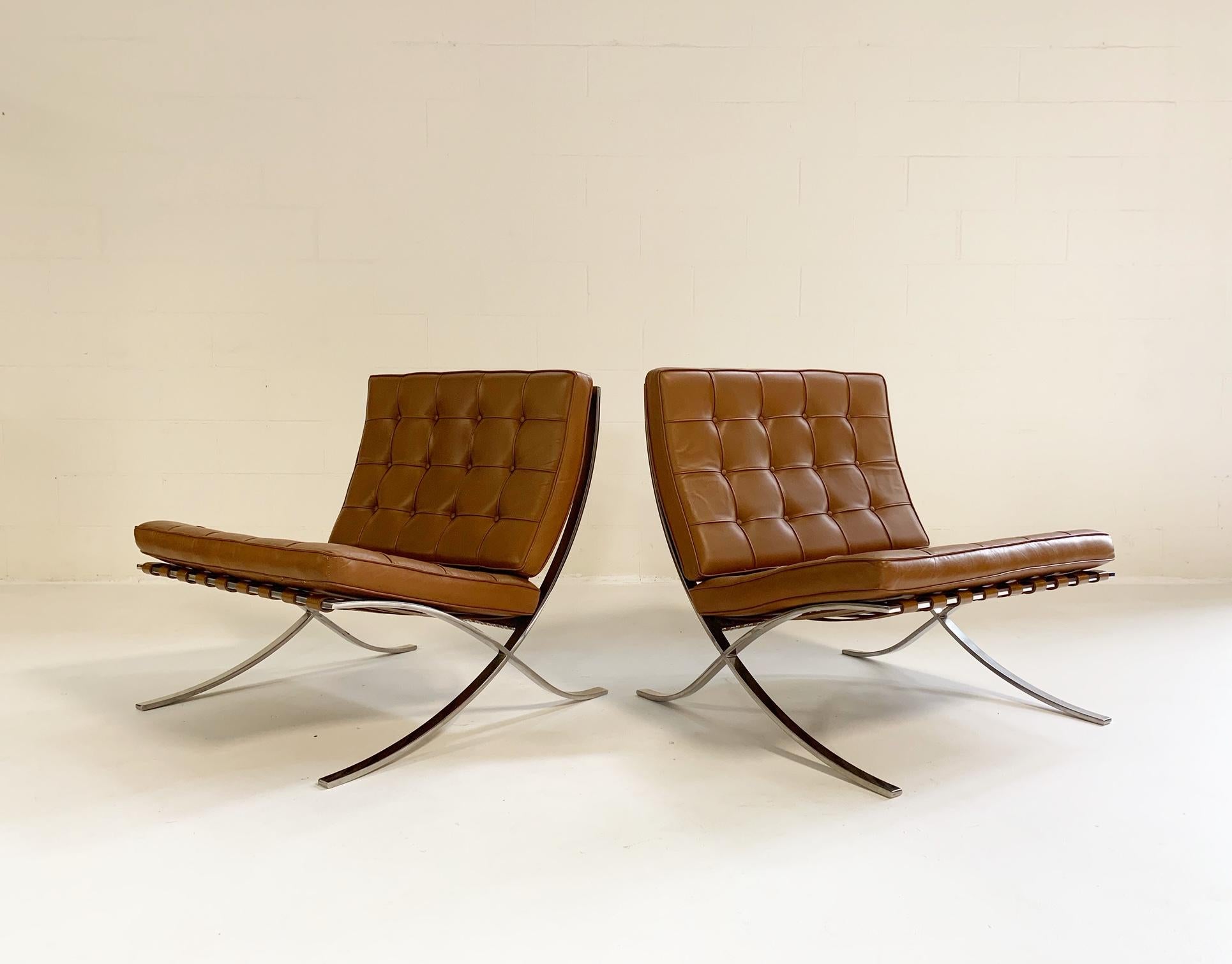 Mies van der Rohe Gerald R. Griffith Barcelona Chairs, Pair 2