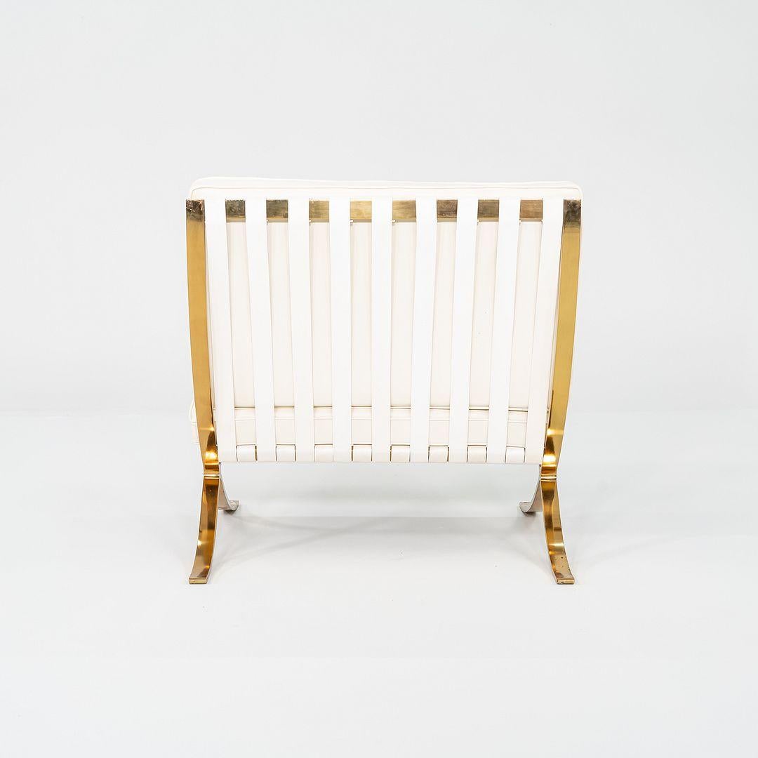 20ième siècle Mies Van der Rohe + Gratz Barcelona Chair en cuir avec structure plaquée or en vente