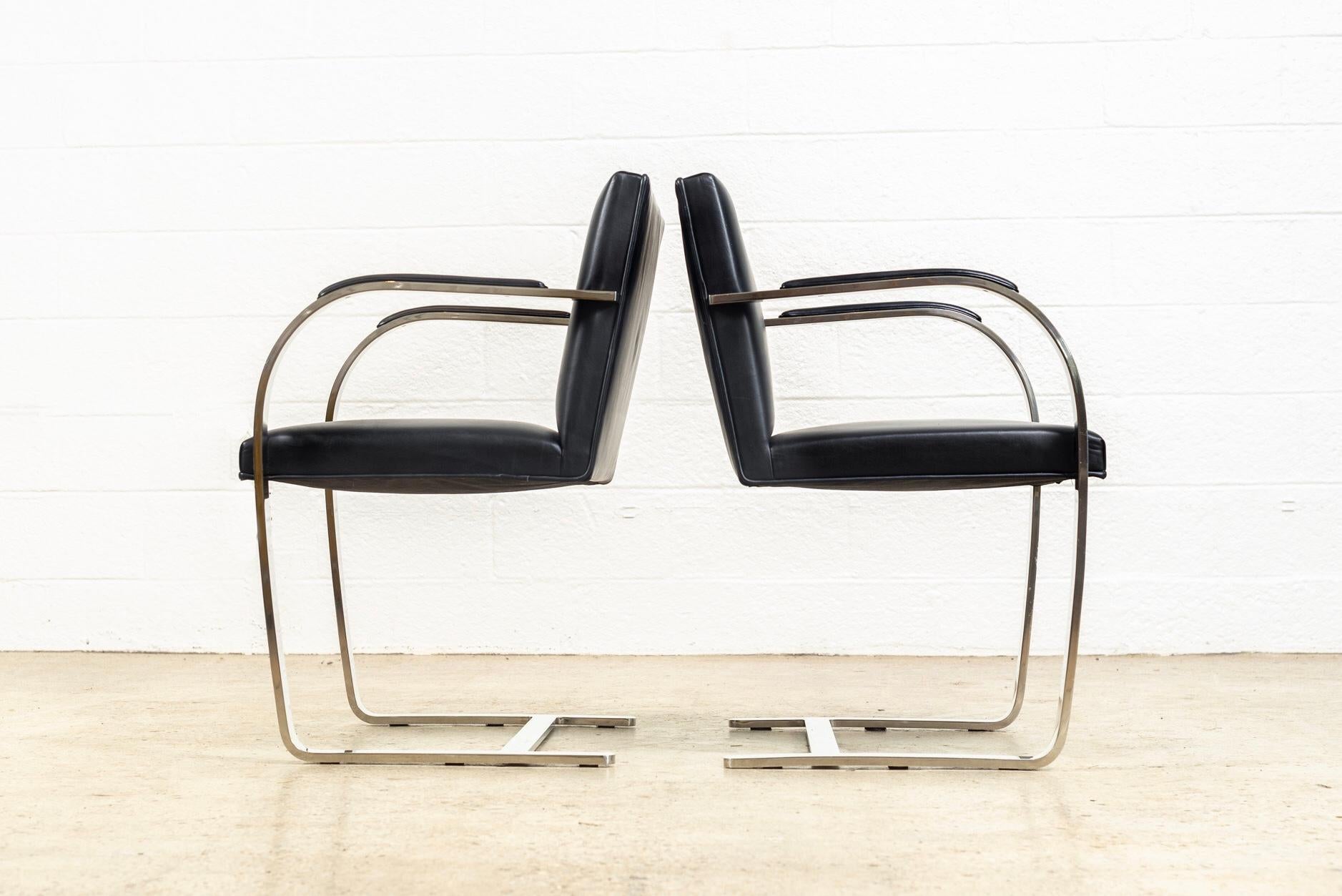Late 20th Century Mies van der Rohe Knoll Brno Flat Bar Black Leather & Chrome Chairs, Set of 4 For Sale