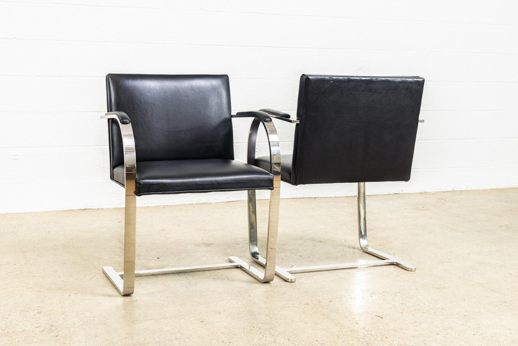 Mies van der Rohe Knoll Brno Flat Bar Black Leather & Chrome Chairs, Set of 4 For Sale 1