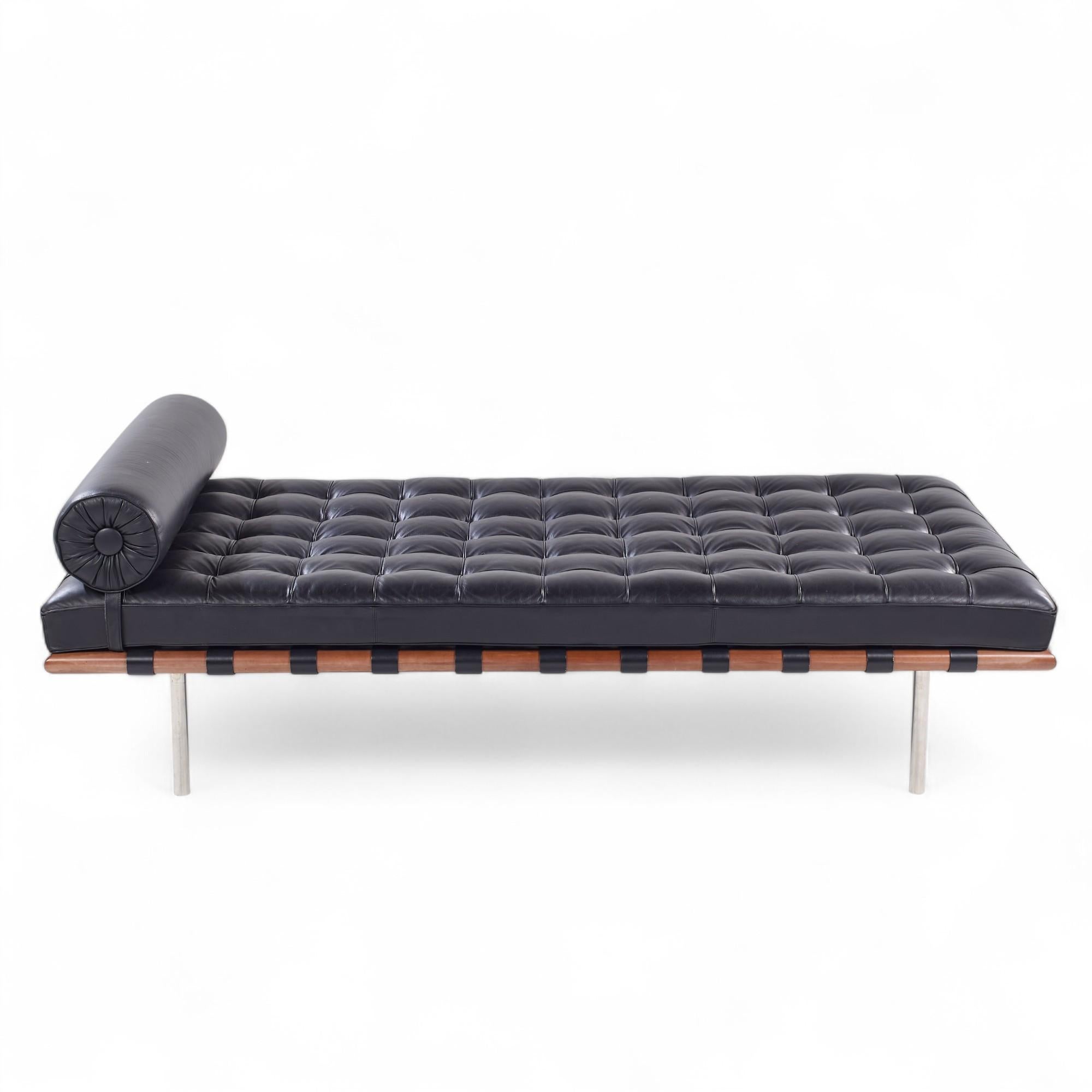 Metallo Mies van der Rohe Knoll Mid Century Barcellona Daybed Chaise in vendita