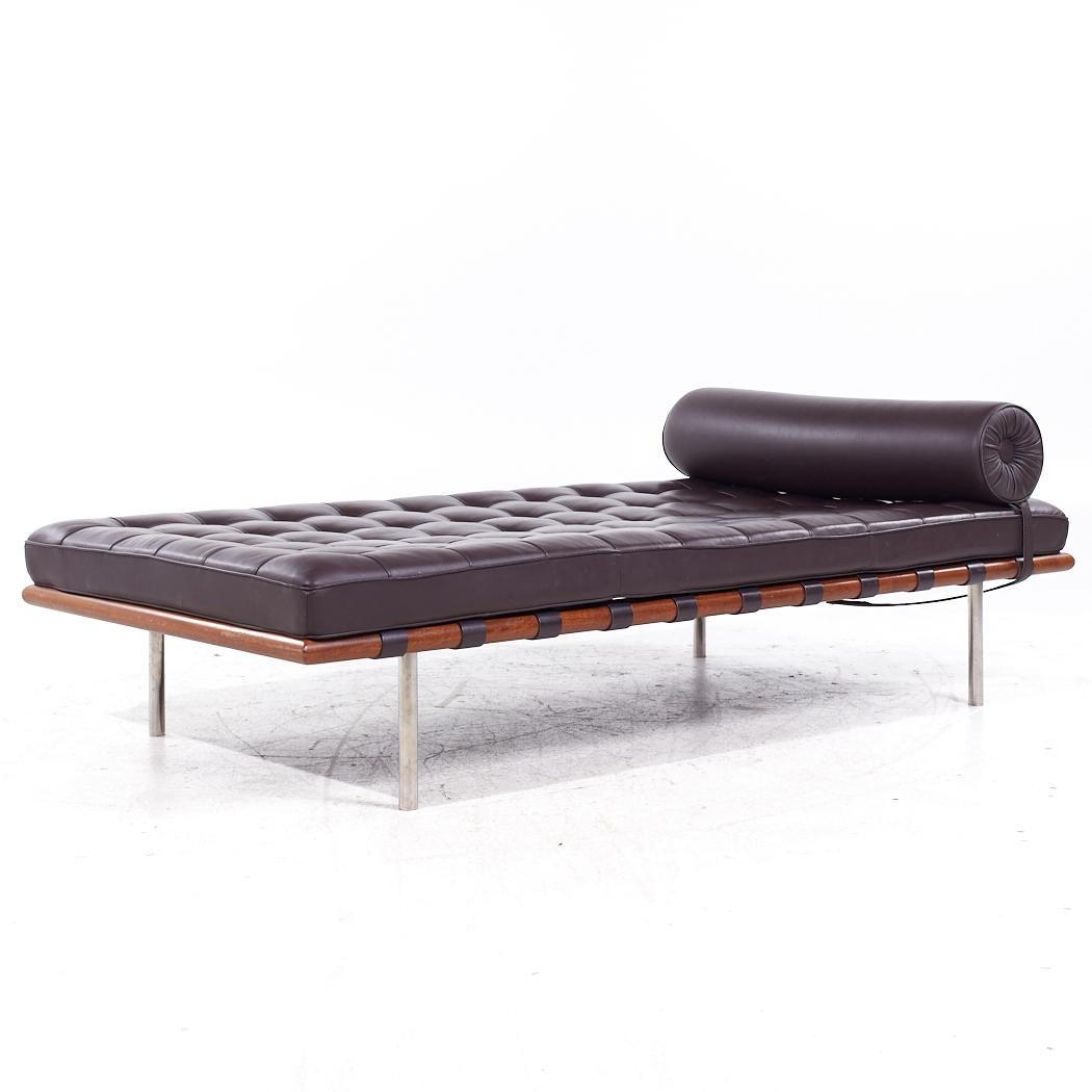 Mid-Century Modern Mies van der Rohe Knoll Mid Century Barcelona Daybed For Sale