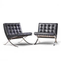 Mies van der Rohe - Knoll Mid Century Barcelona Mid Century Lounge Chairs - Pair