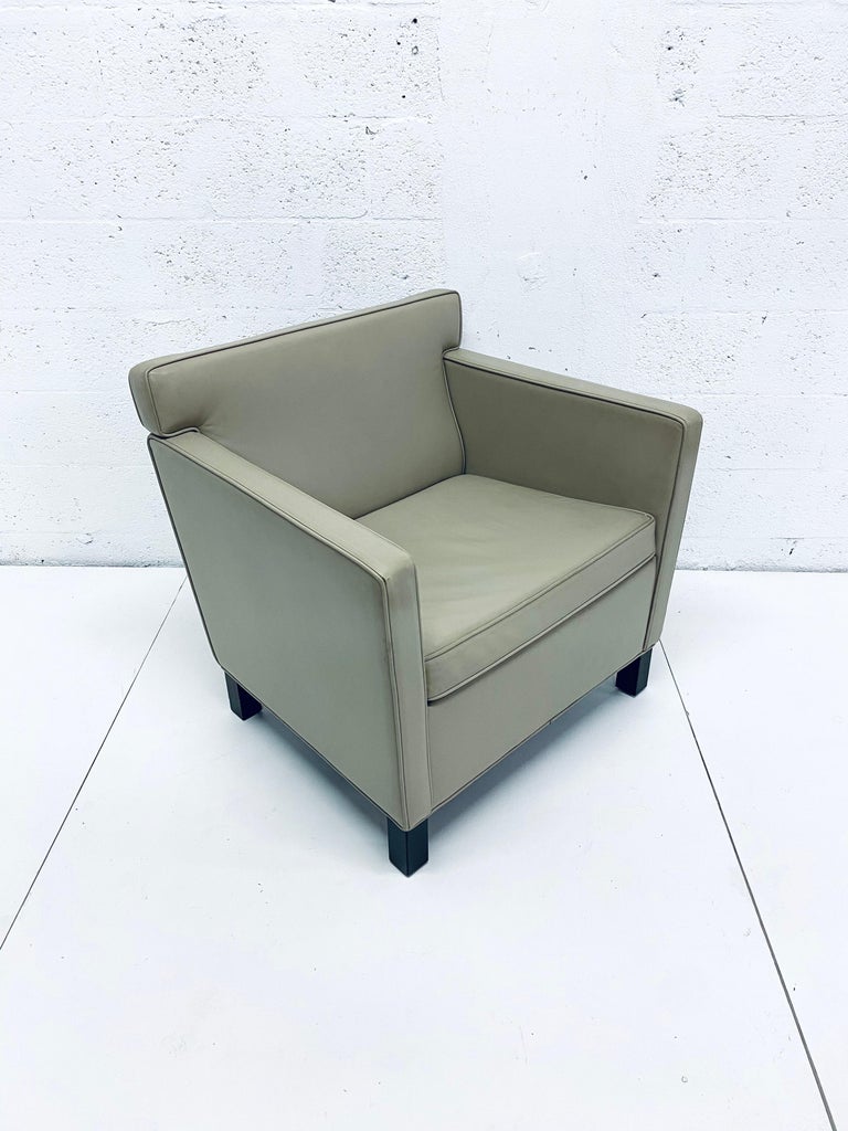 Mies van der Rohe Krefeld Leather Club Chair for Knoll International In Good Condition For Sale In Miami, FL