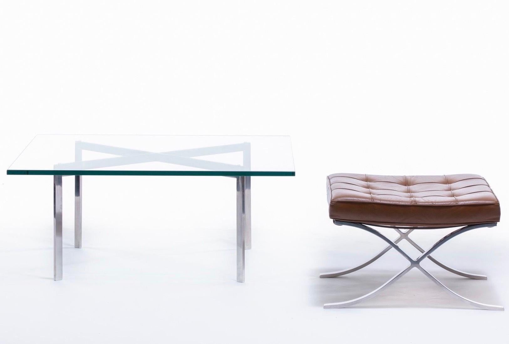 Barcelona coffee table designed by Ludwig Mies van der Rohe and produced by Knoll International circa 1970. Originally created in 1930 for the Mies-designed Villa Tugendhat in Brno, Czech Republic in 1930. Chromed steel 