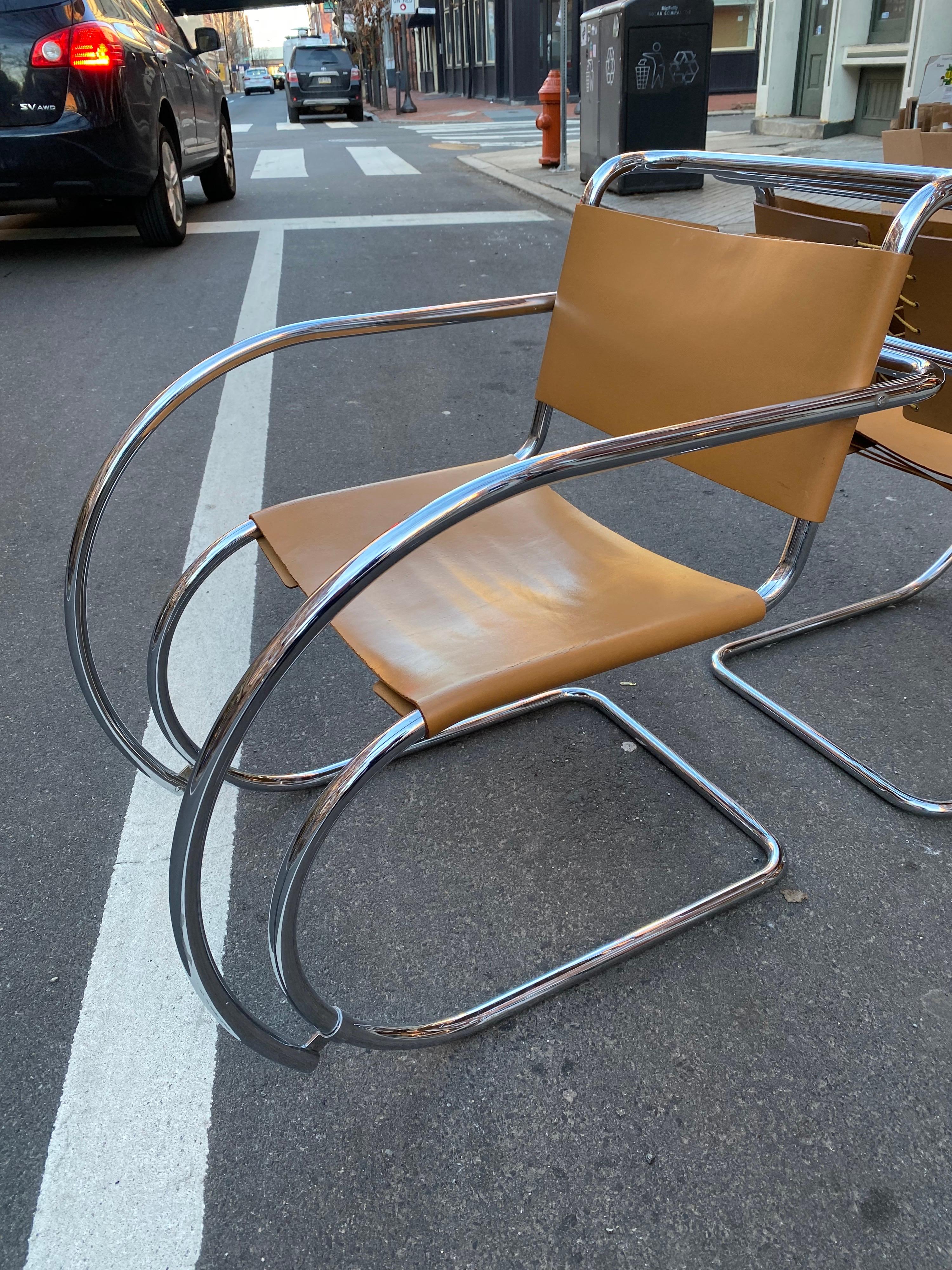 Mid-Century Modern Mies van der Rohe MR 20 Chairs in Leather
