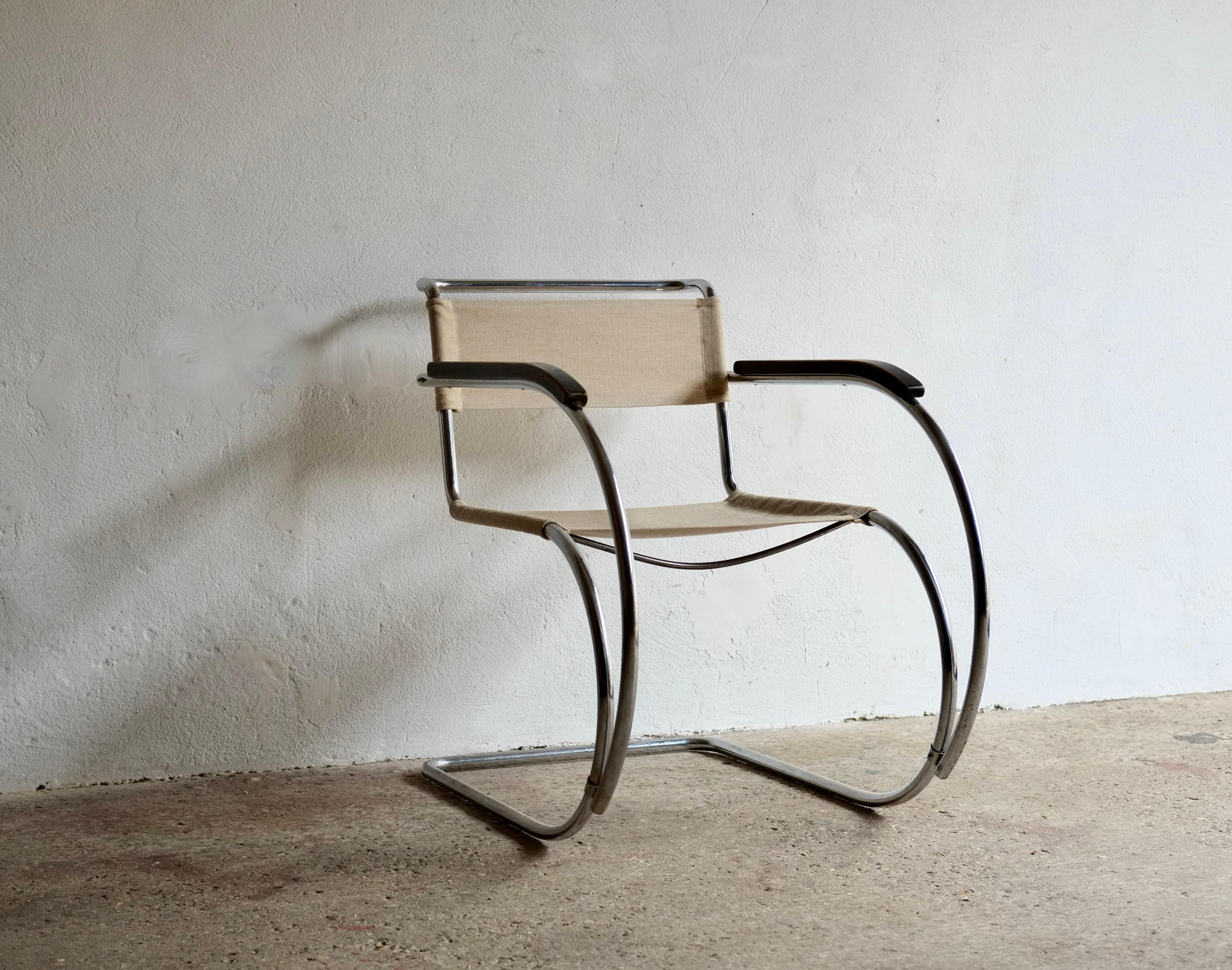 Mies Van Der Rohe MR 534 / MR 20 Armchair, Early Edition In Good Condition In London, GB