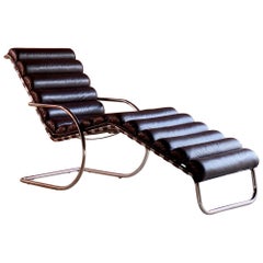 Chaise longue MR de Mies van der Rohe