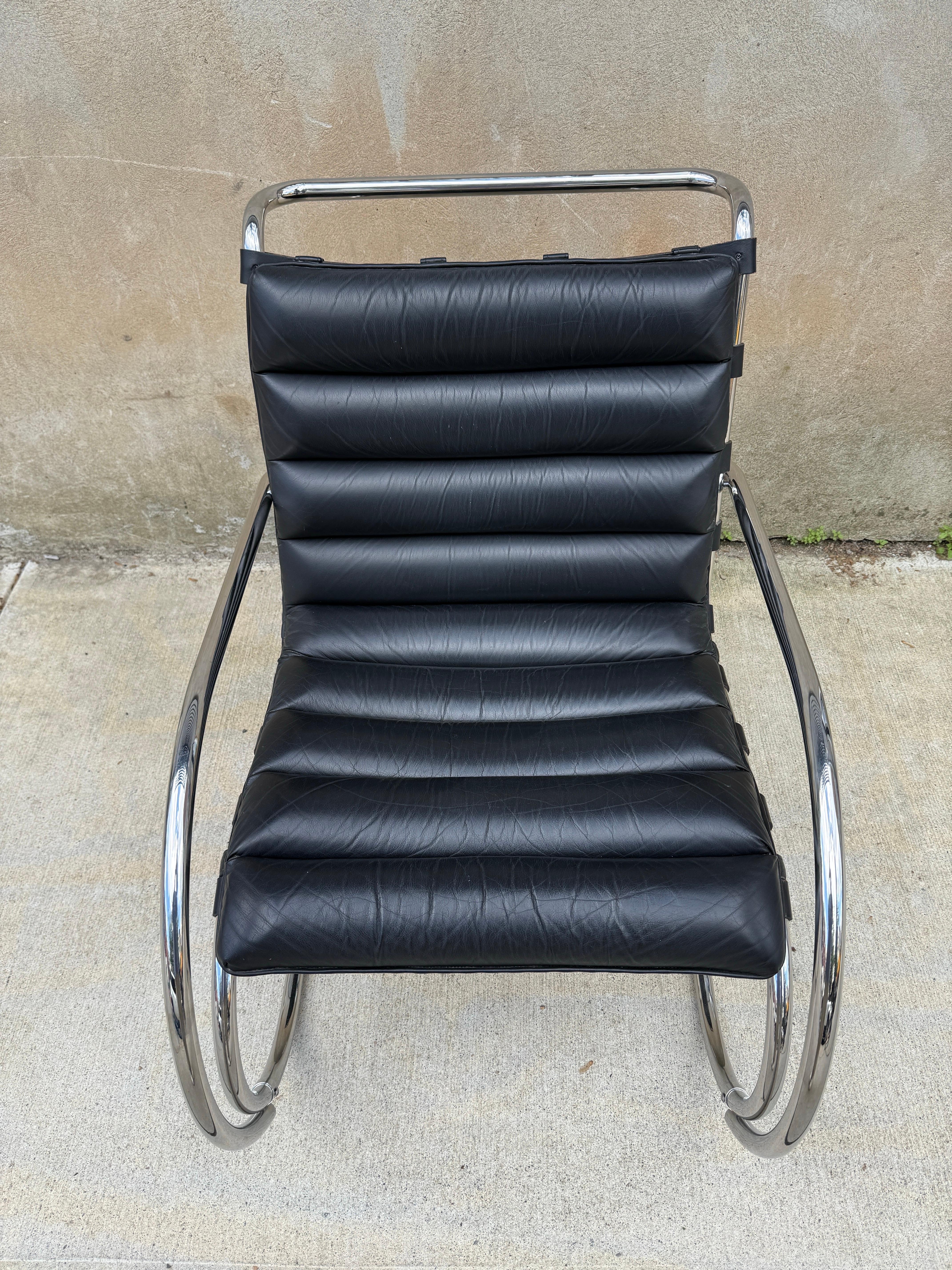 Sedia da salotto con braccioli MR di Mies Van der Rohe per Knoll del 1980 In condizioni buone in vendita a Jersey City, NJ