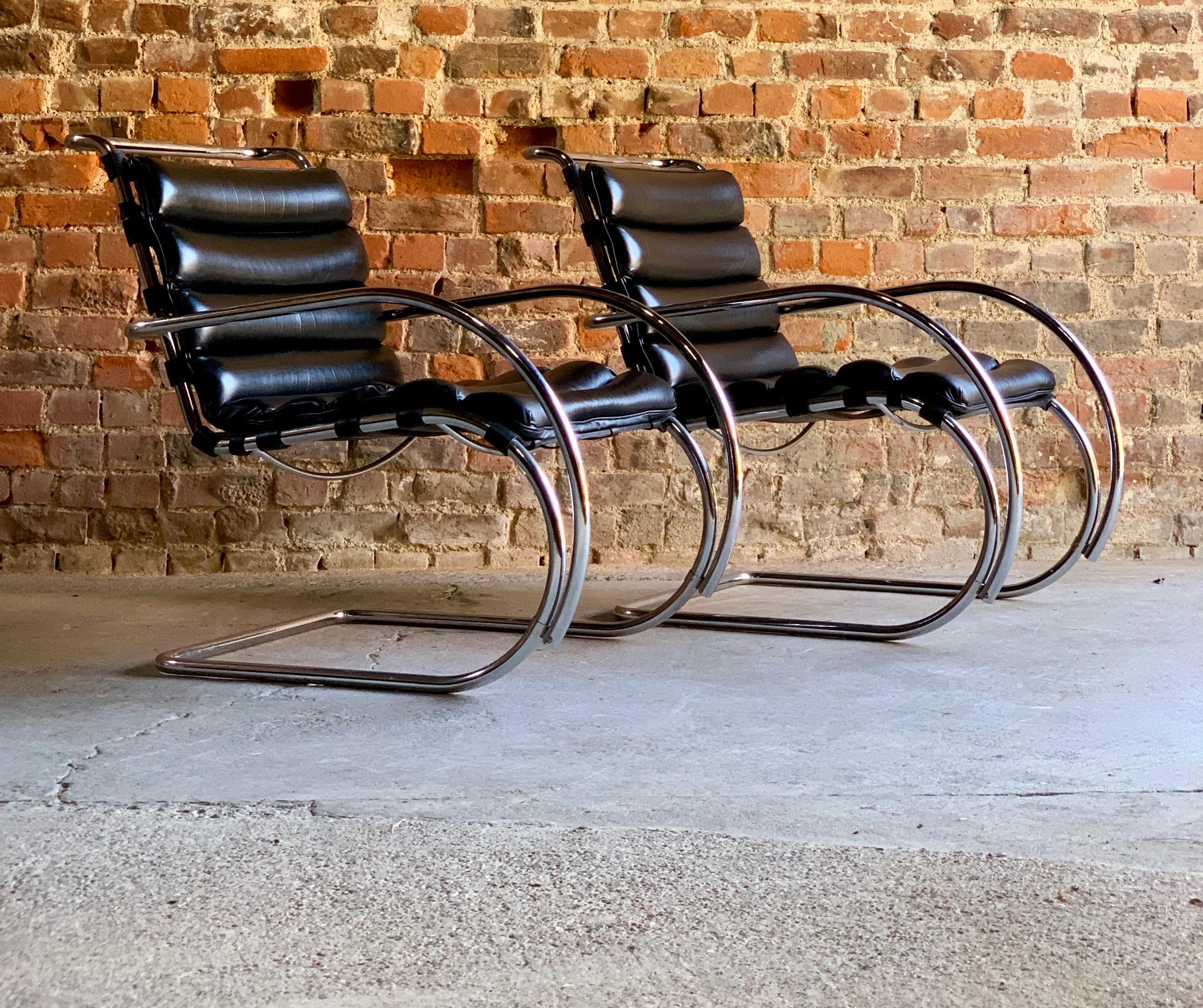 Mid-Century Modern Mies van der Rohe MR Lounge Chairs Black Leather Knoll Studio