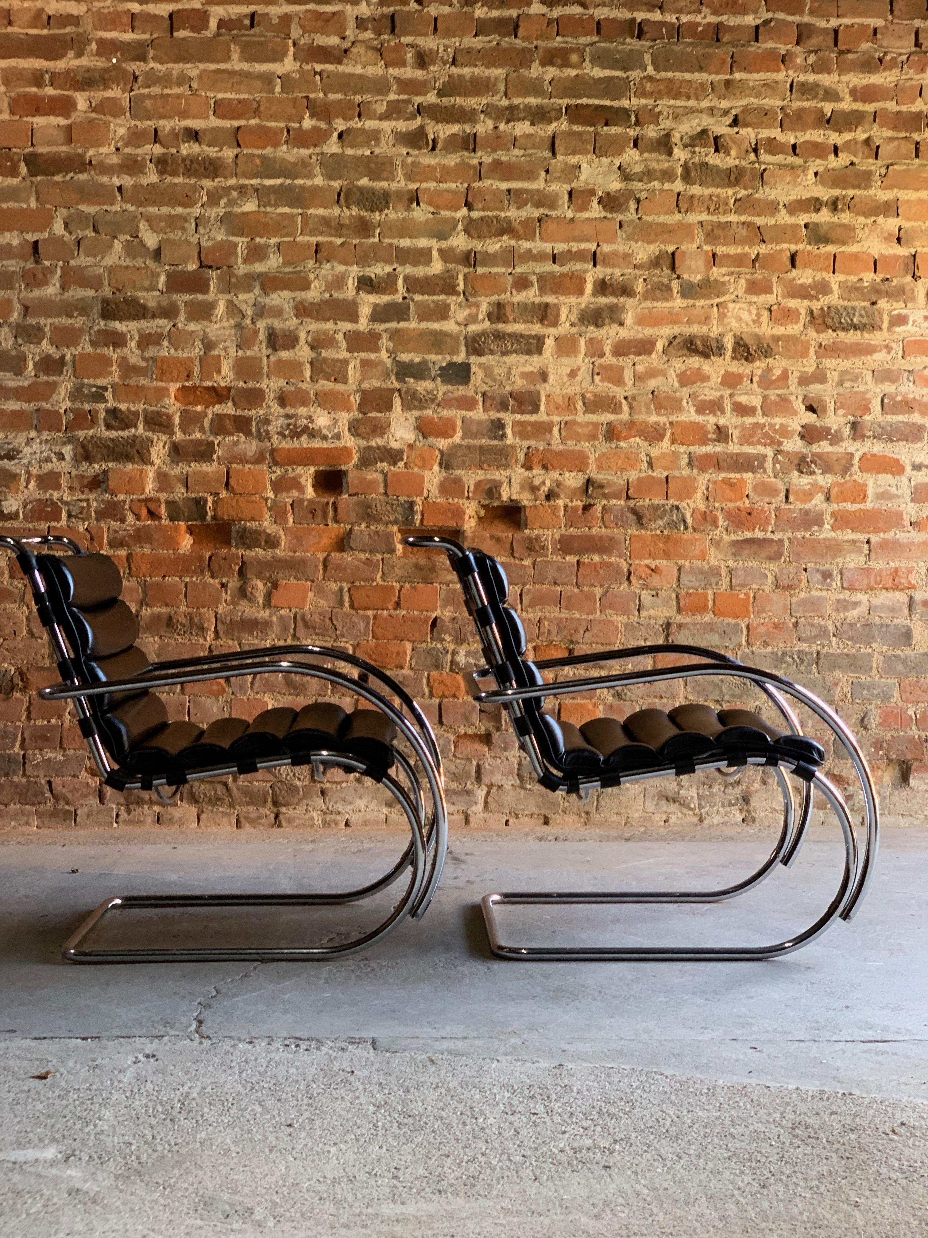 Mies van der Rohe MR Lounge Chairs Black Leather Knoll Studio In Excellent Condition In Longdon, Tewkesbury