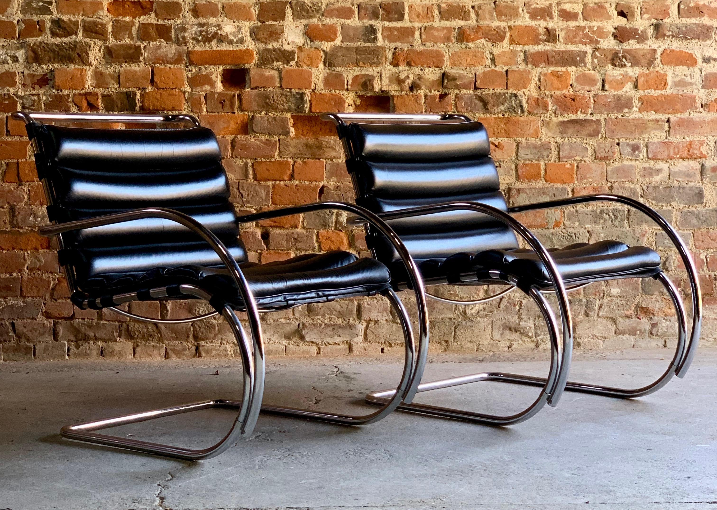 Mies van der Rohe MR Lounge Chairs Black Leather Knoll Studio 2