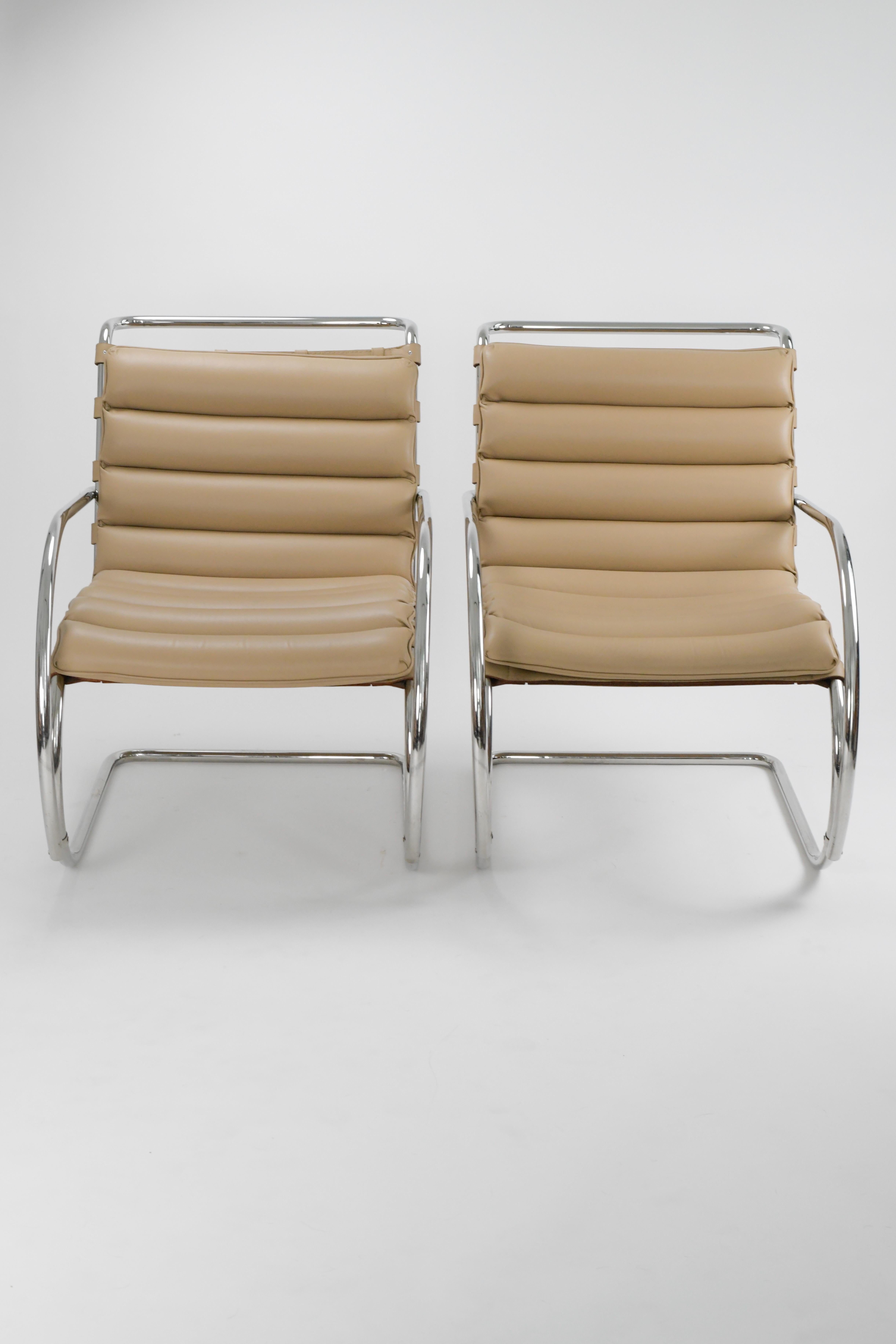 Mid-Century Modern Mies Van der Rohe MR Lounge Chairs for Knoll  For Sale