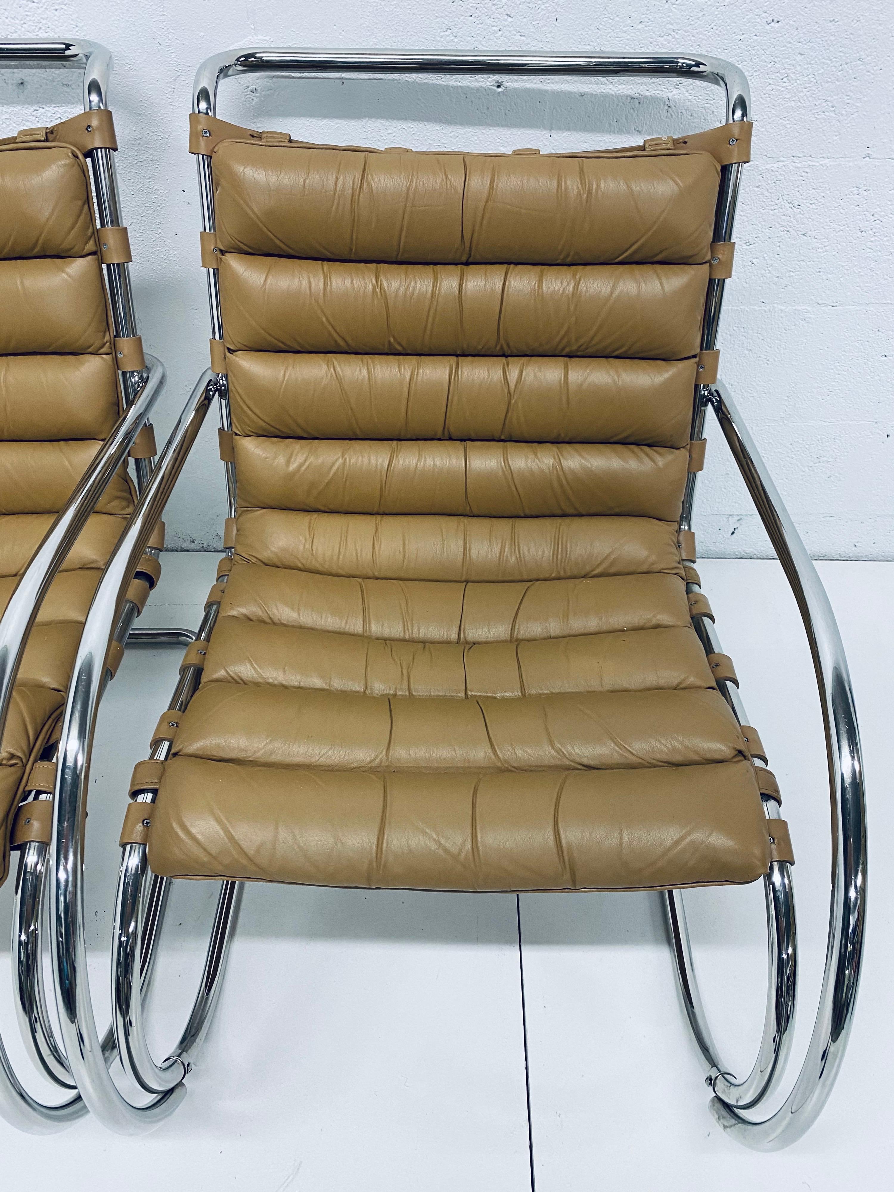 Mies van der Rohe MR Lounge Chairs with Arms by Knoll, a Pair In Good Condition In Miami, FL