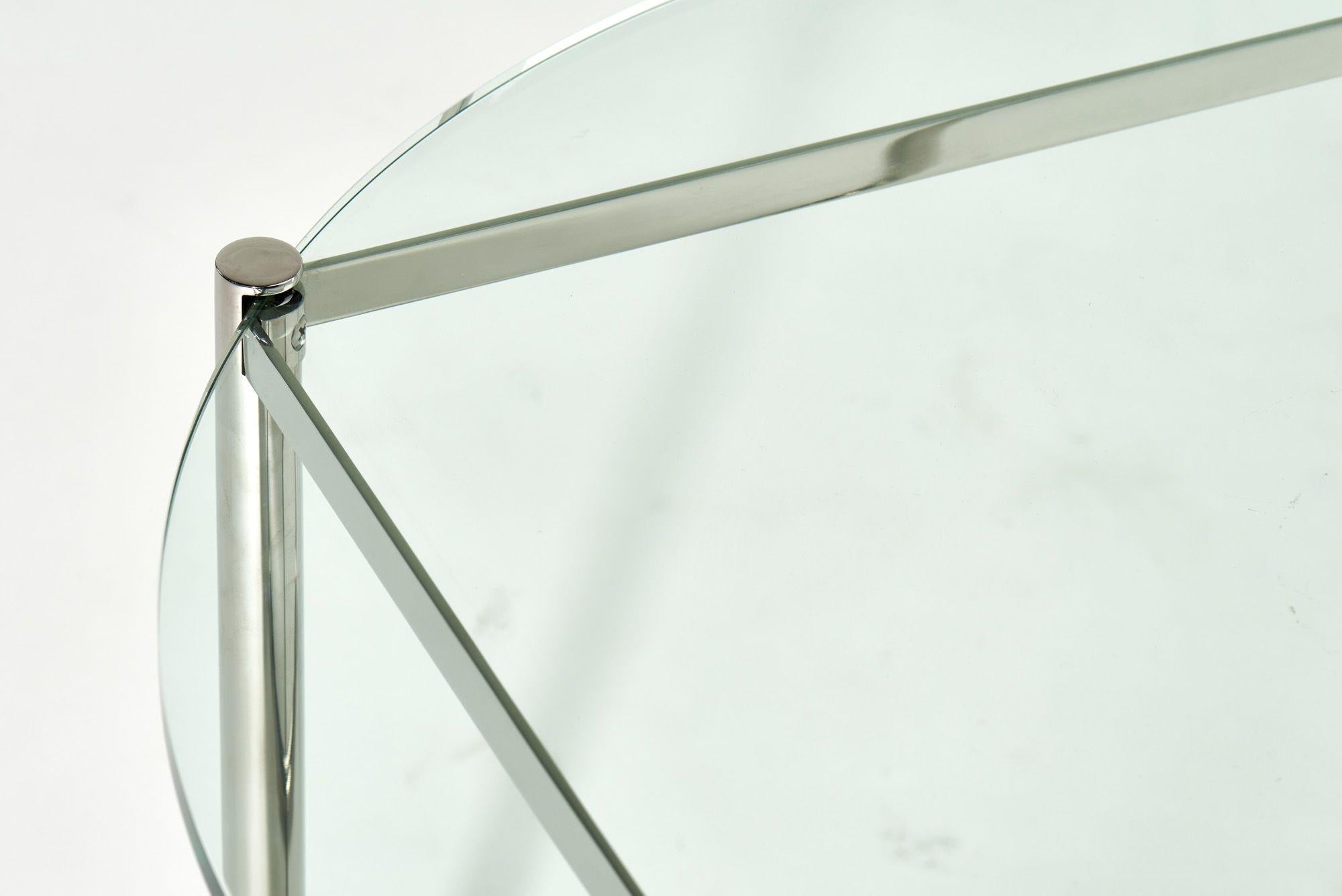 Mies van der Rohe Mr Side/End Table Chrome and Glass for Knoll, 1970 In Good Condition For Sale In Chicago, IL