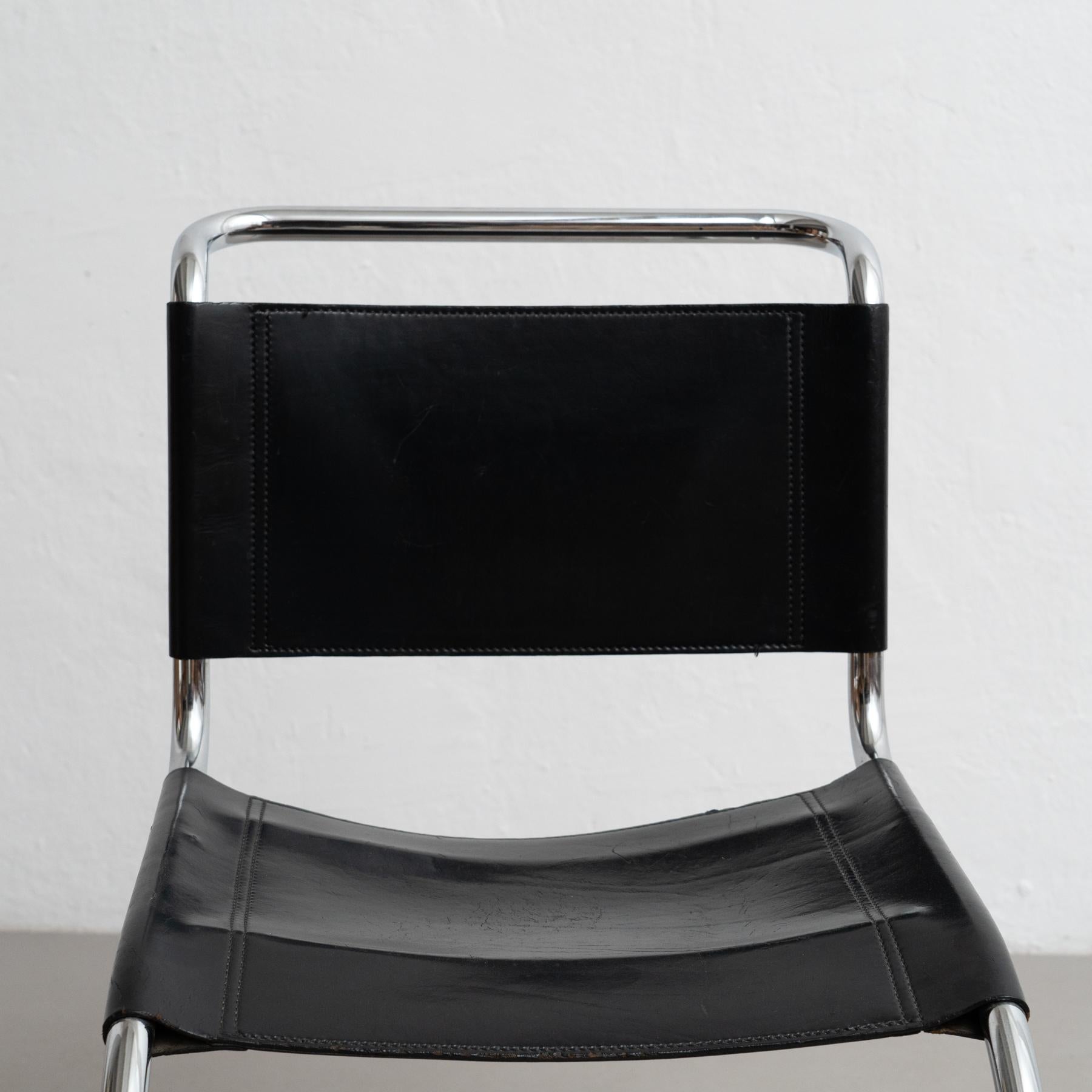 Mies van der Rohe MR10 Black Leather Easy Chair, circa 1960 For Sale 3